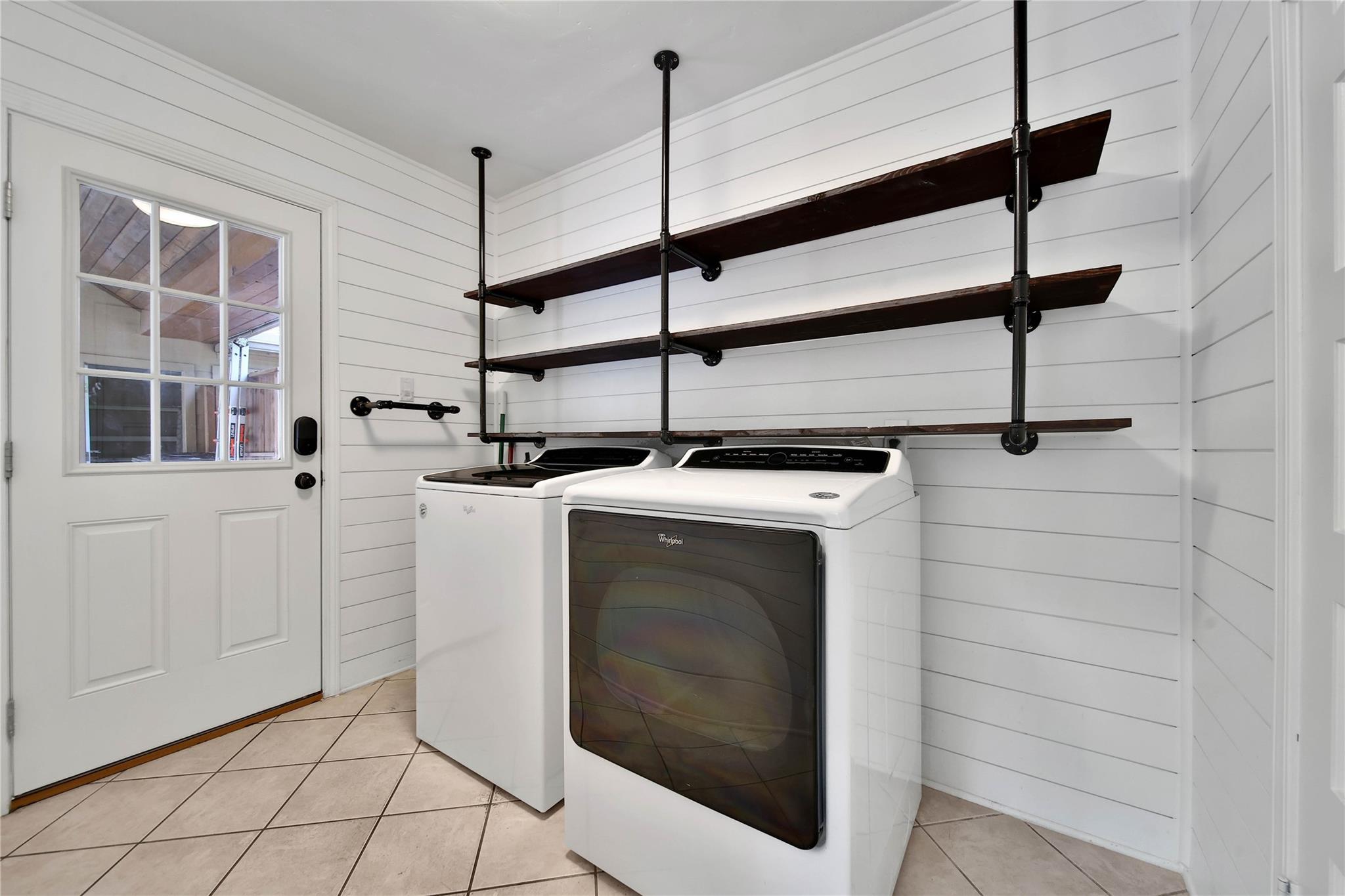 10915 Holly Springs Drive