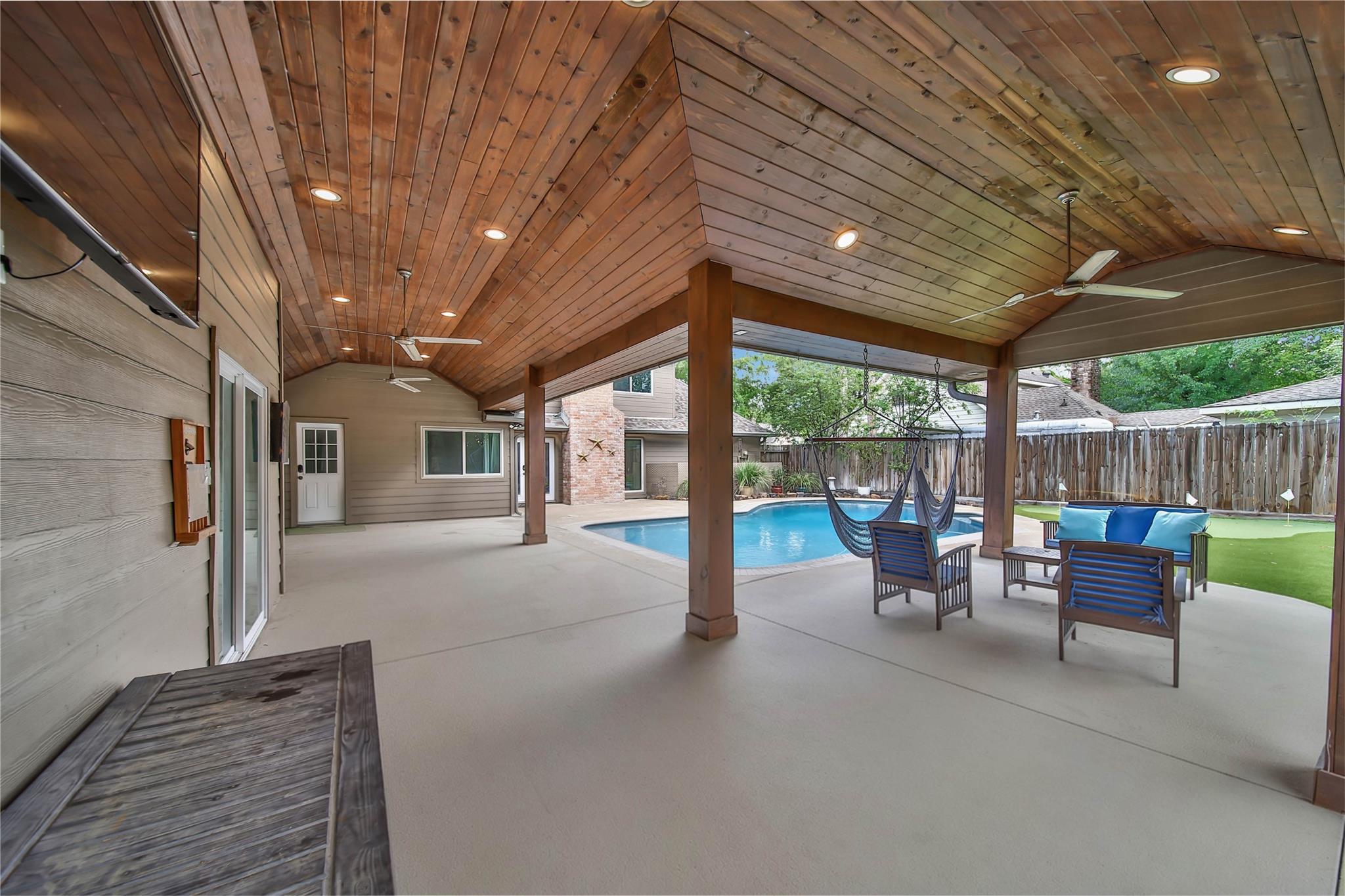 10915 Holly Springs Drive