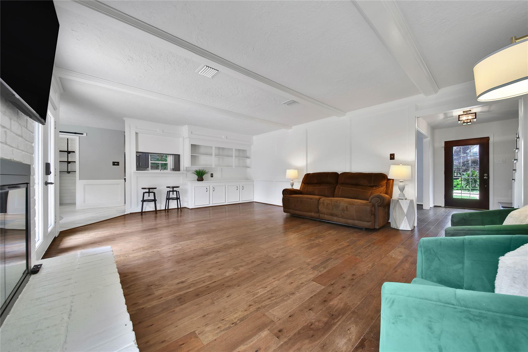 10915 Holly Springs Drive