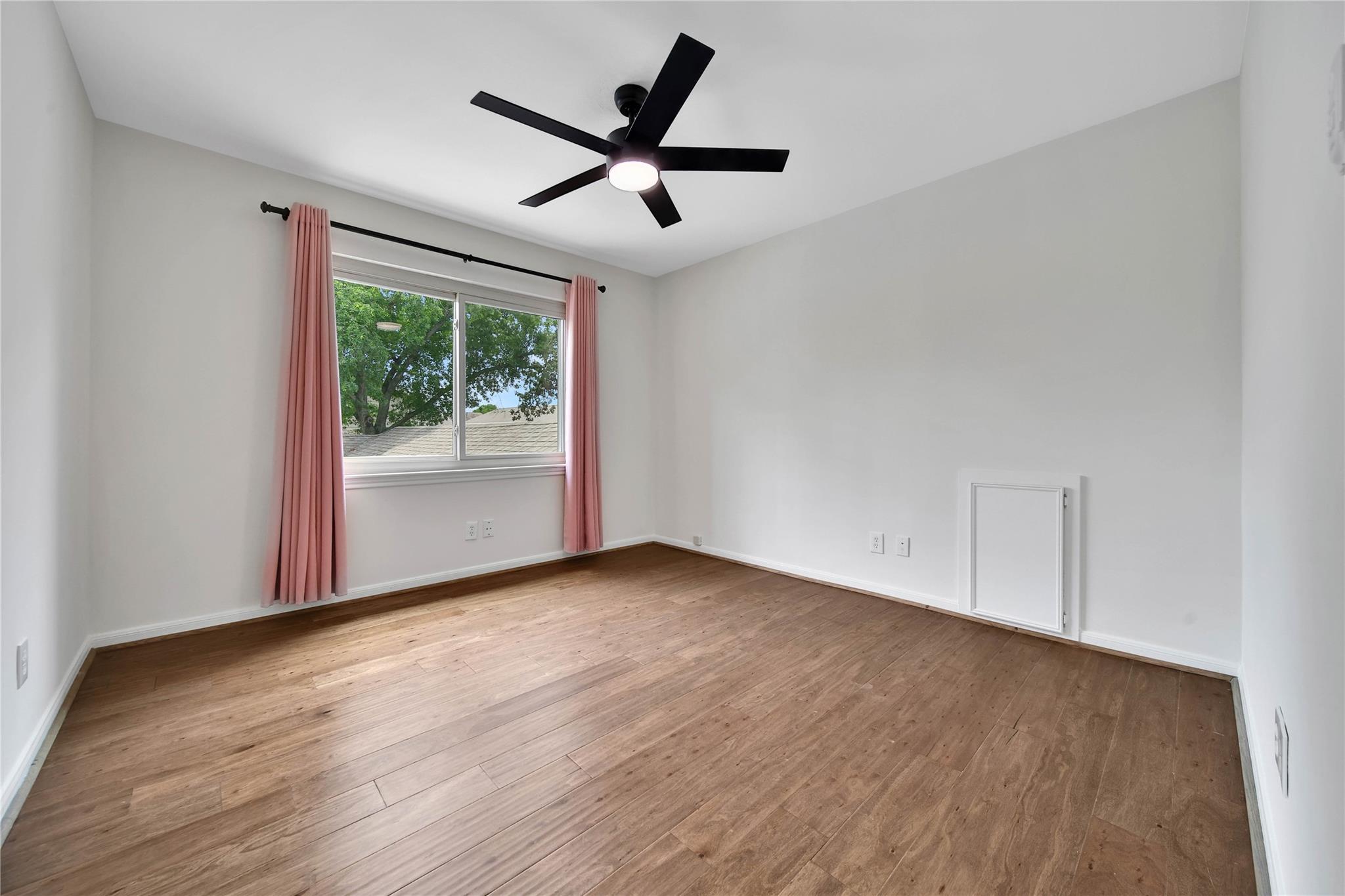 10915 Holly Springs Drive