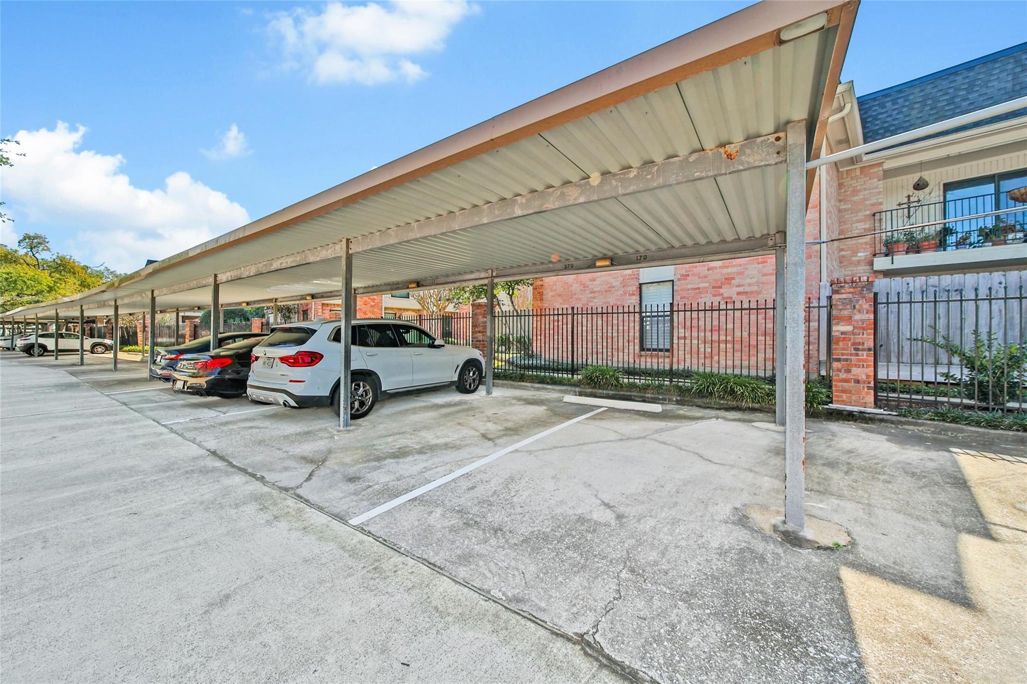 1601 S Shepherd Drive