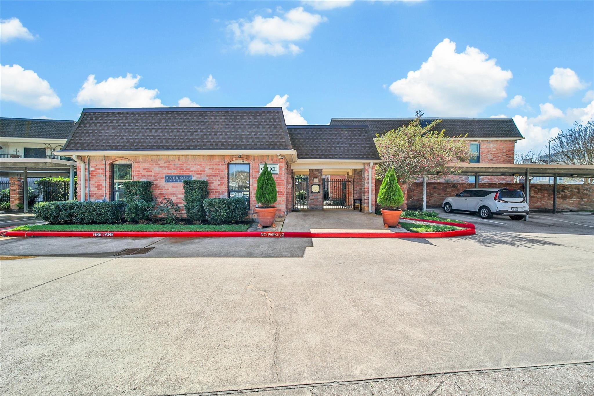 1601 S Shepherd Drive