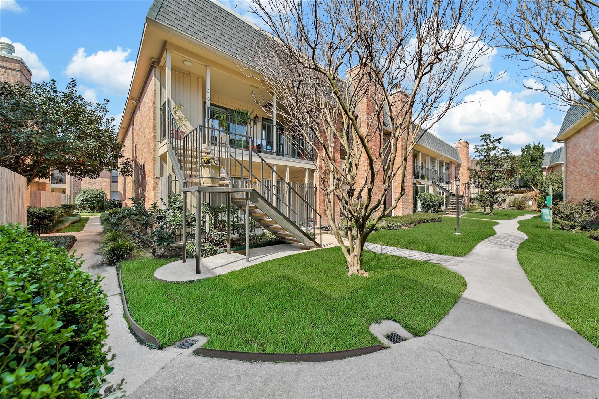 1601 S Shepherd Drive