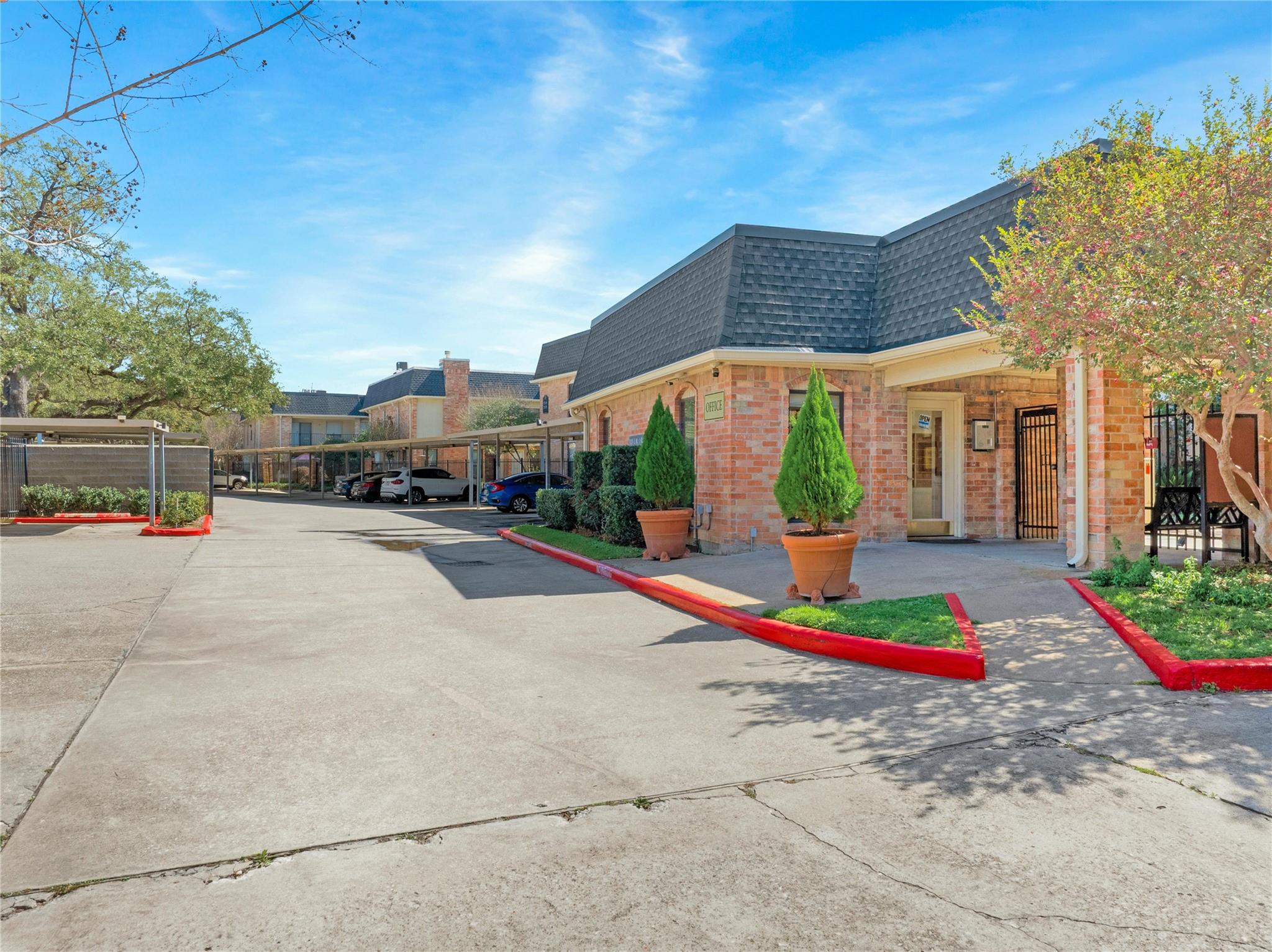 1601 S Shepherd Drive
