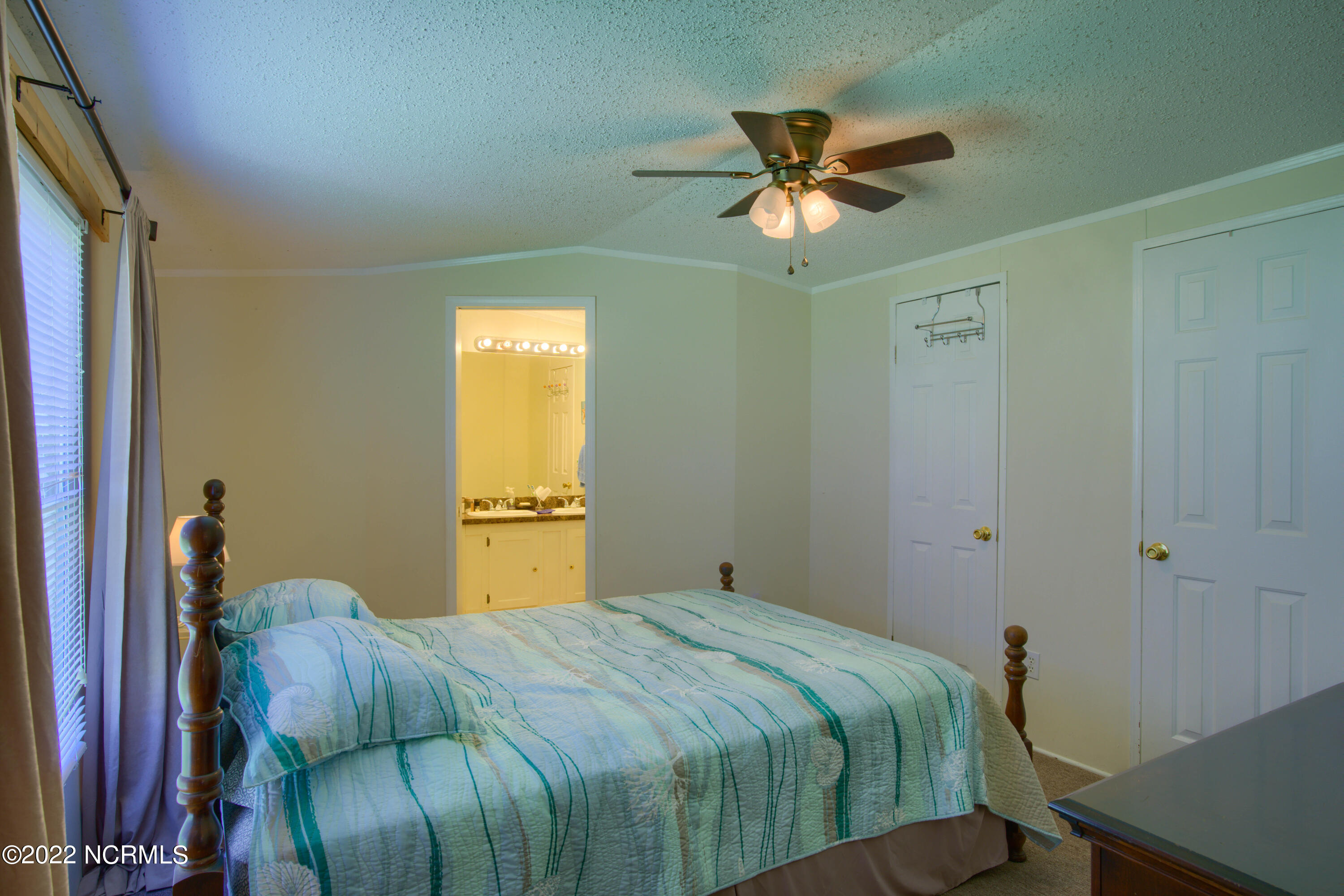 140 Seabird Lane