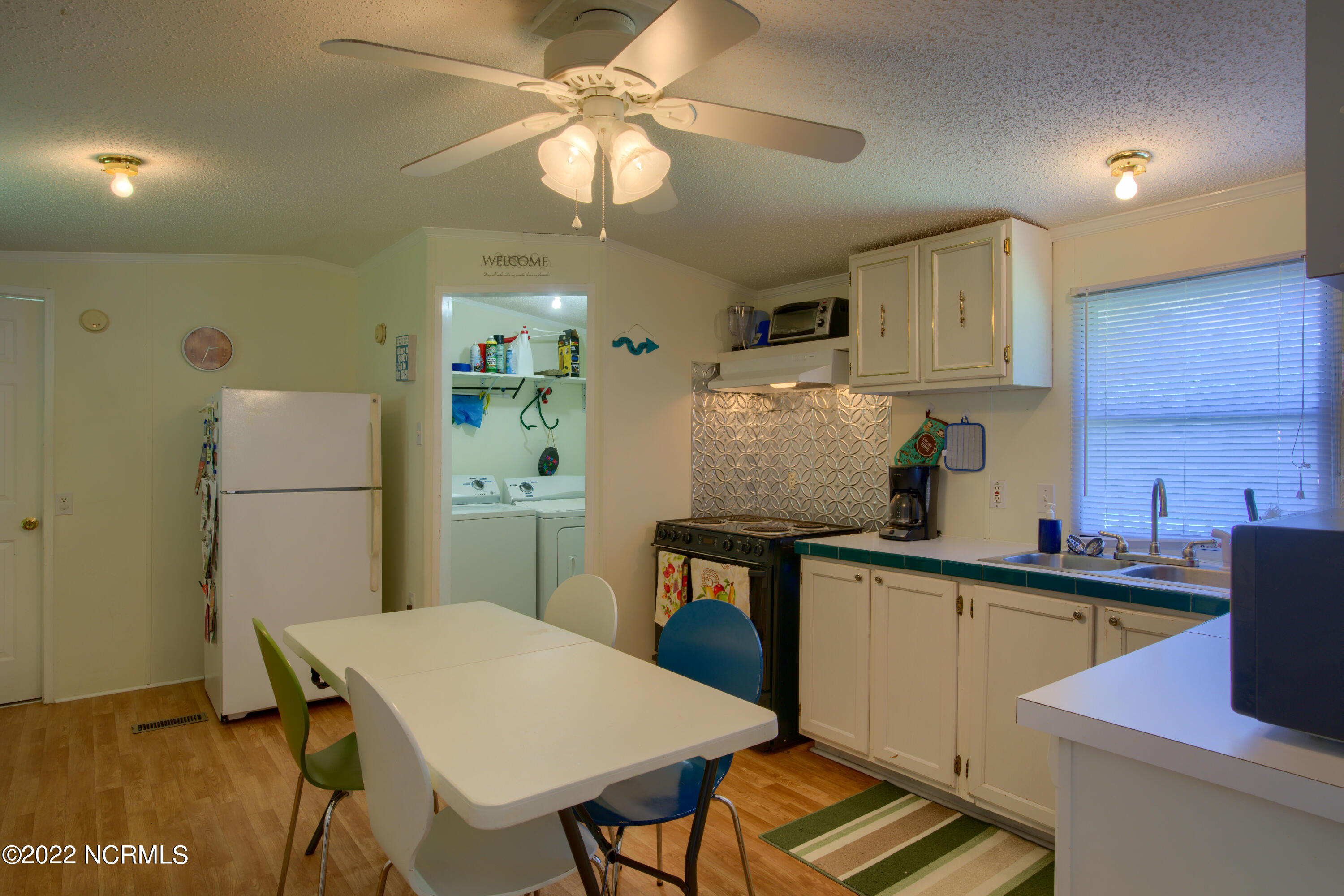 140 Seabird Lane