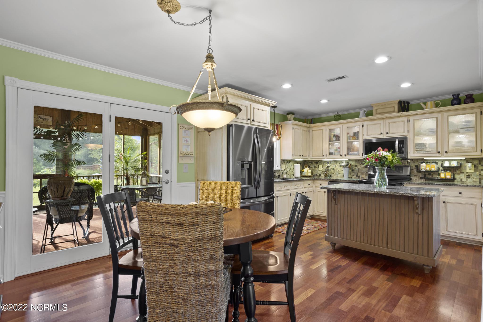 110 Treasure Island Way