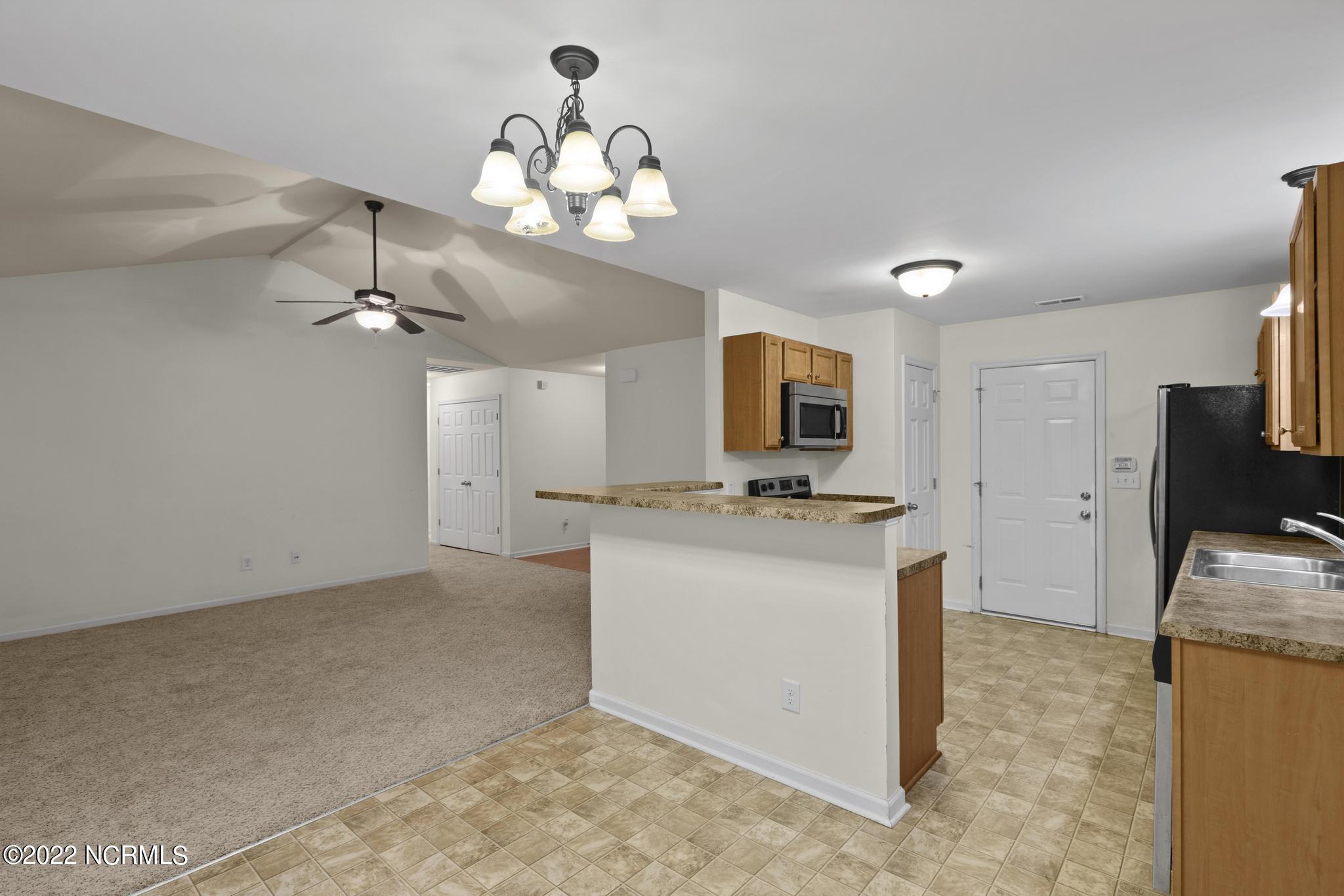 1003 W T Whitehead Drive