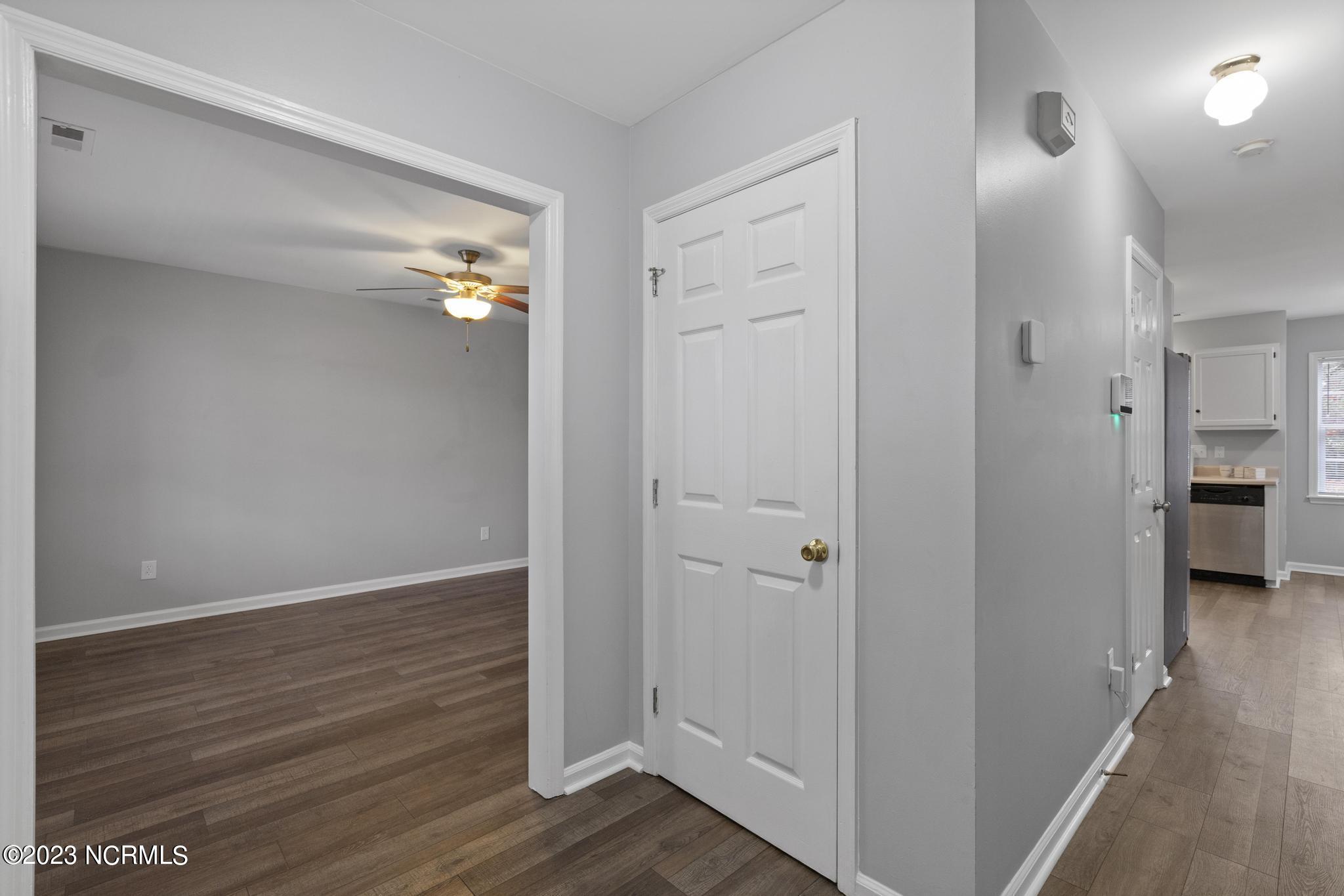 207 Rosewood Circle