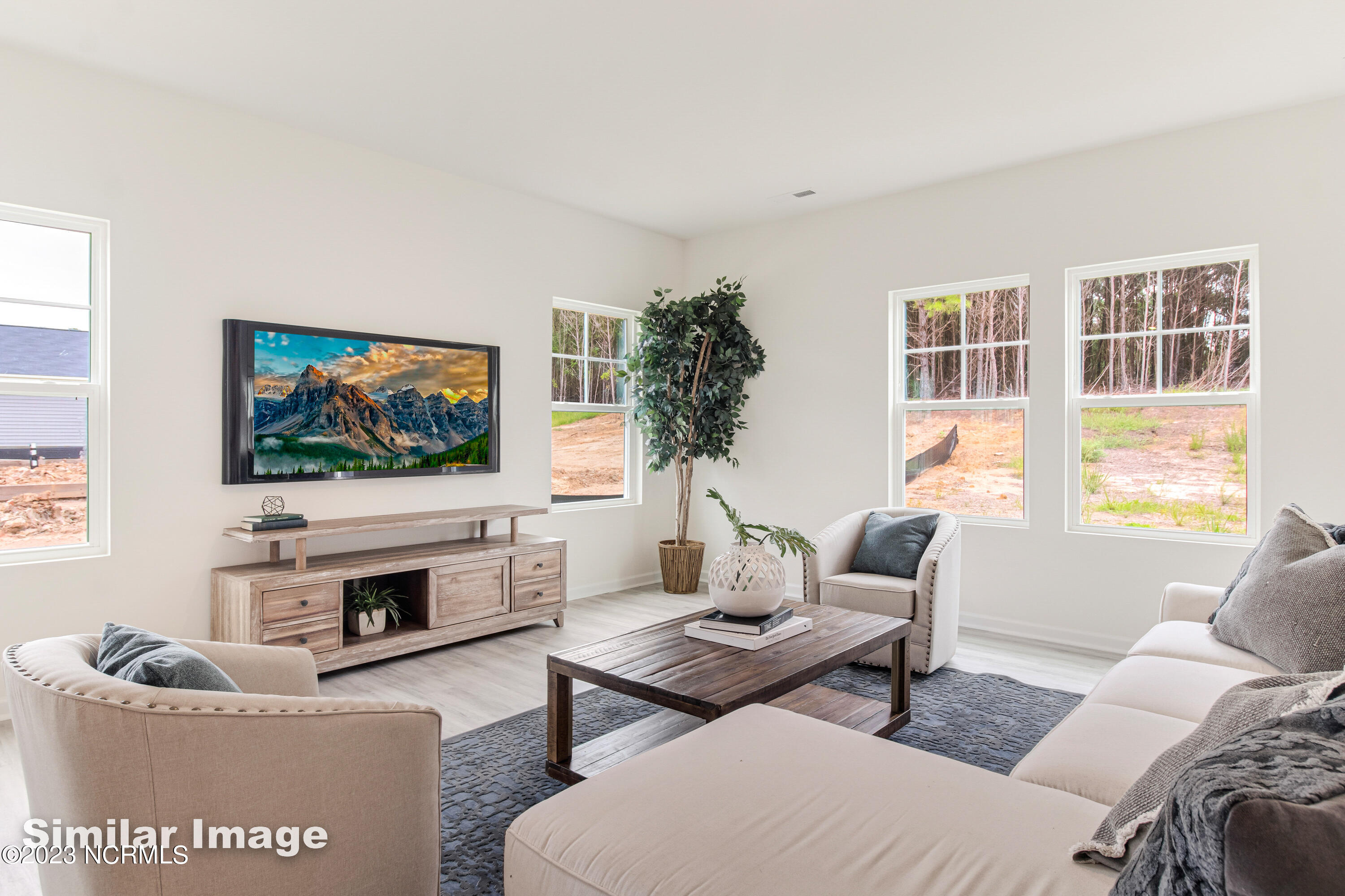 1532 E Black Squirrel Lane