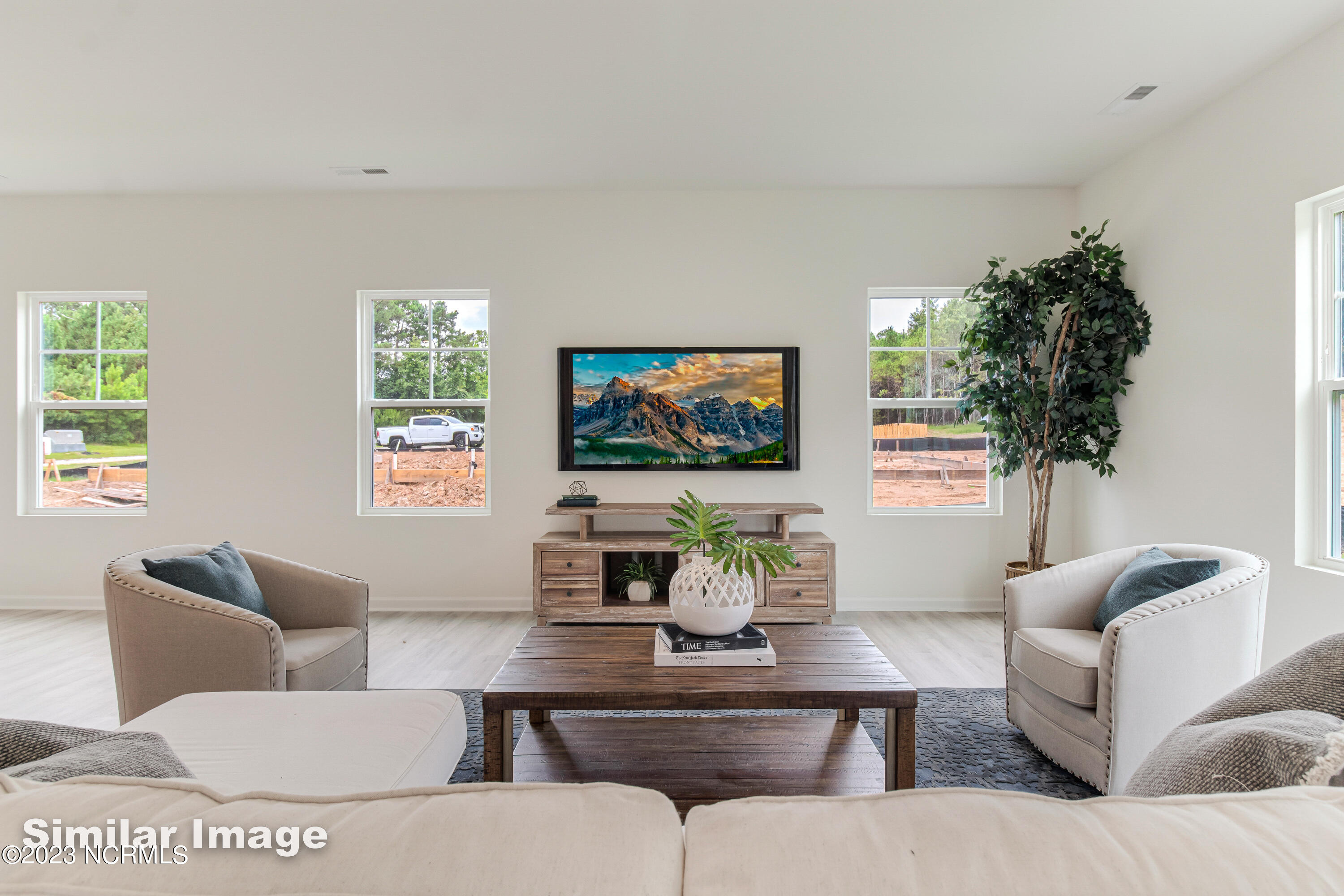 1532 E Black Squirrel Lane