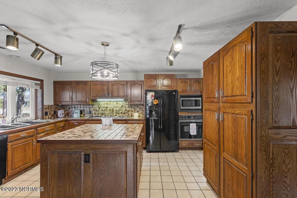 1438 Village Green Drive