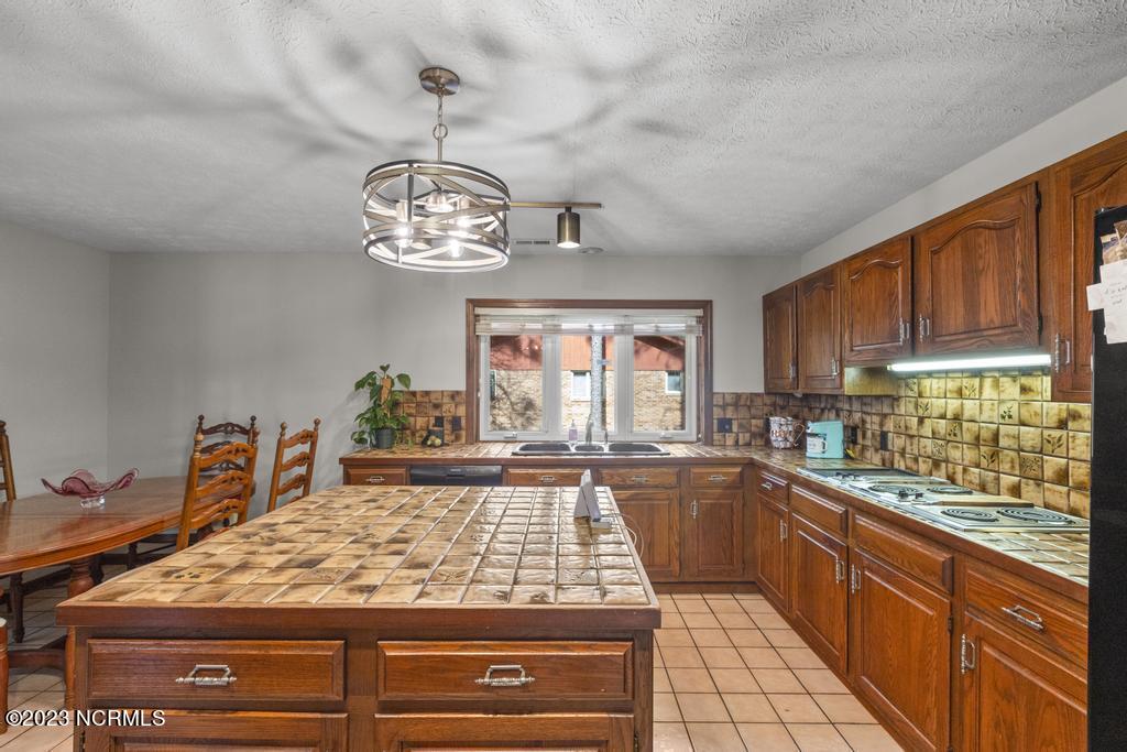 1438 Village Green Drive