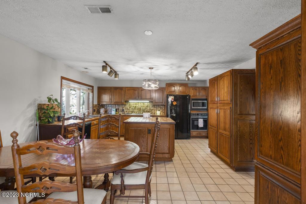 1438 Village Green Drive