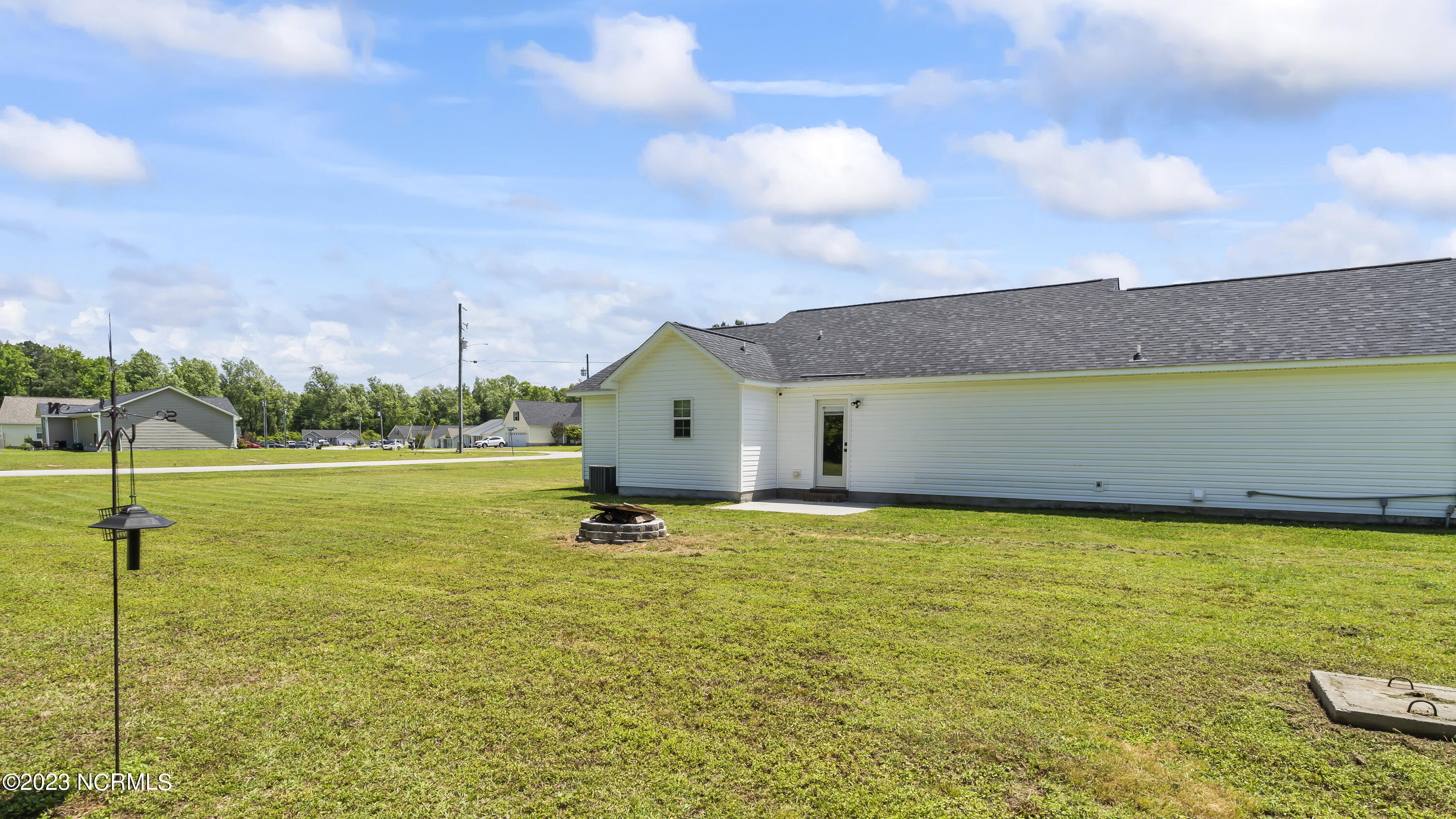 117 Woodbury Farm Drive