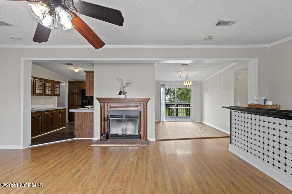 299 Riggs Road