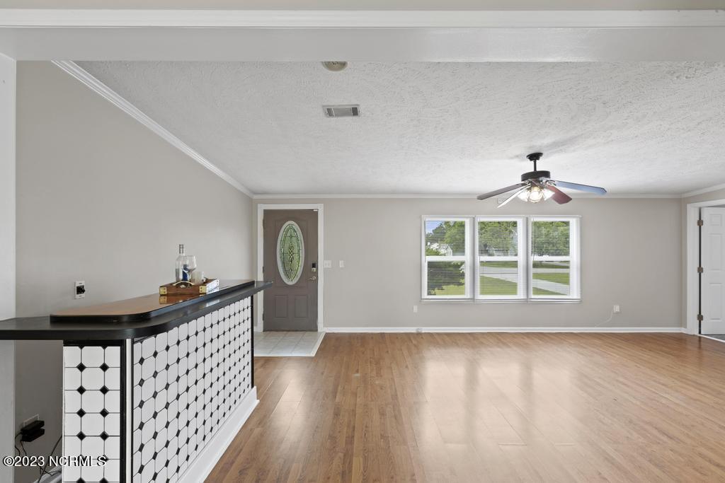 299 Riggs Road