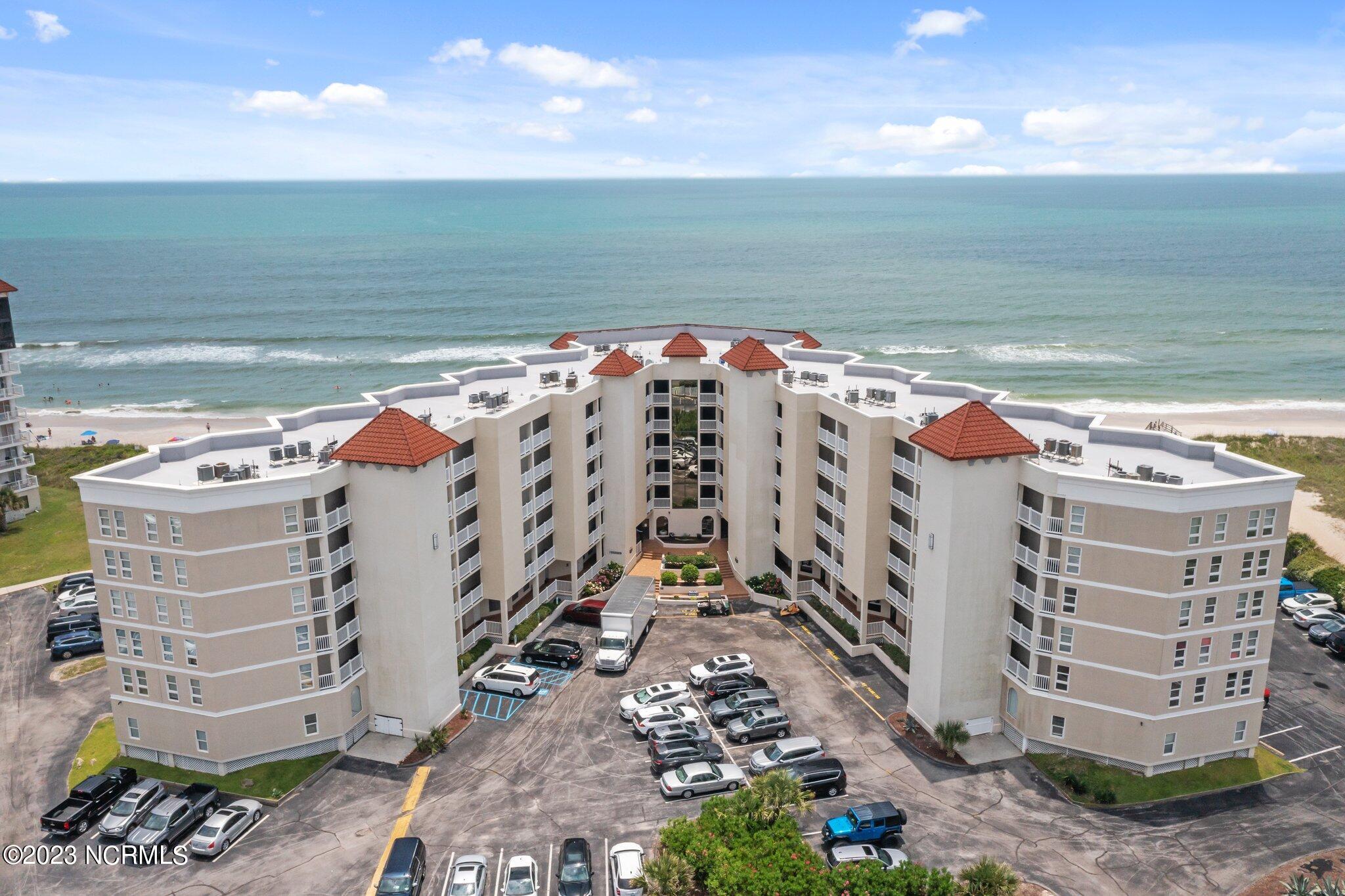 2000 New River Inlet Road, 1304