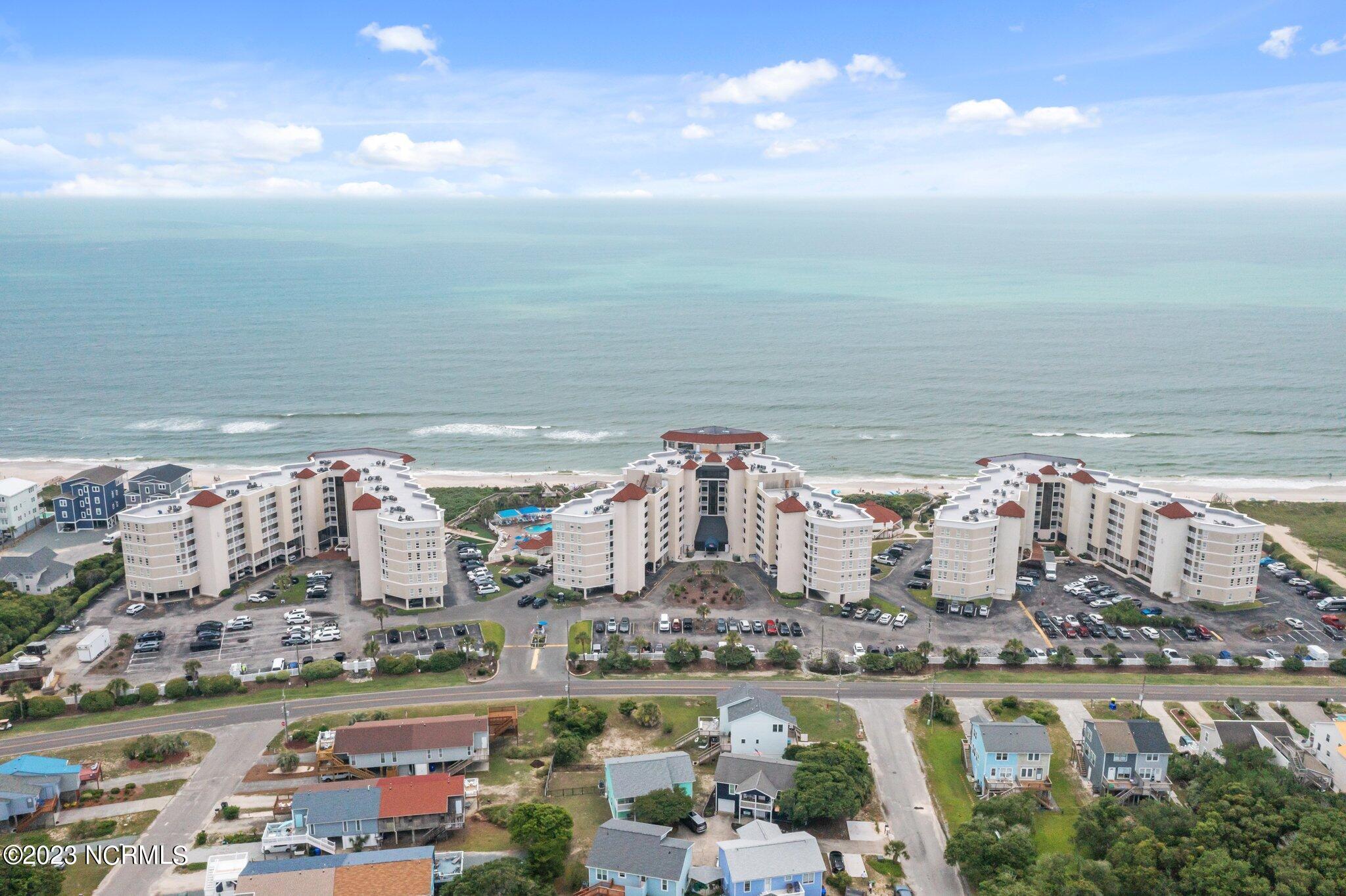 2000 New River Inlet Road, 1304