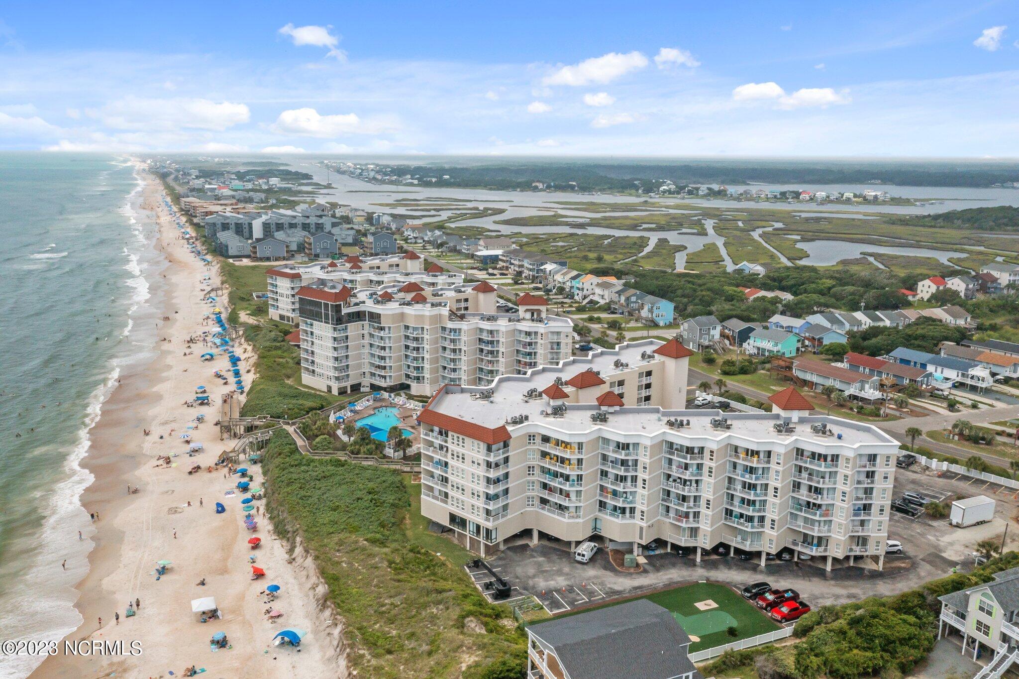 2000 New River Inlet Road, 1304