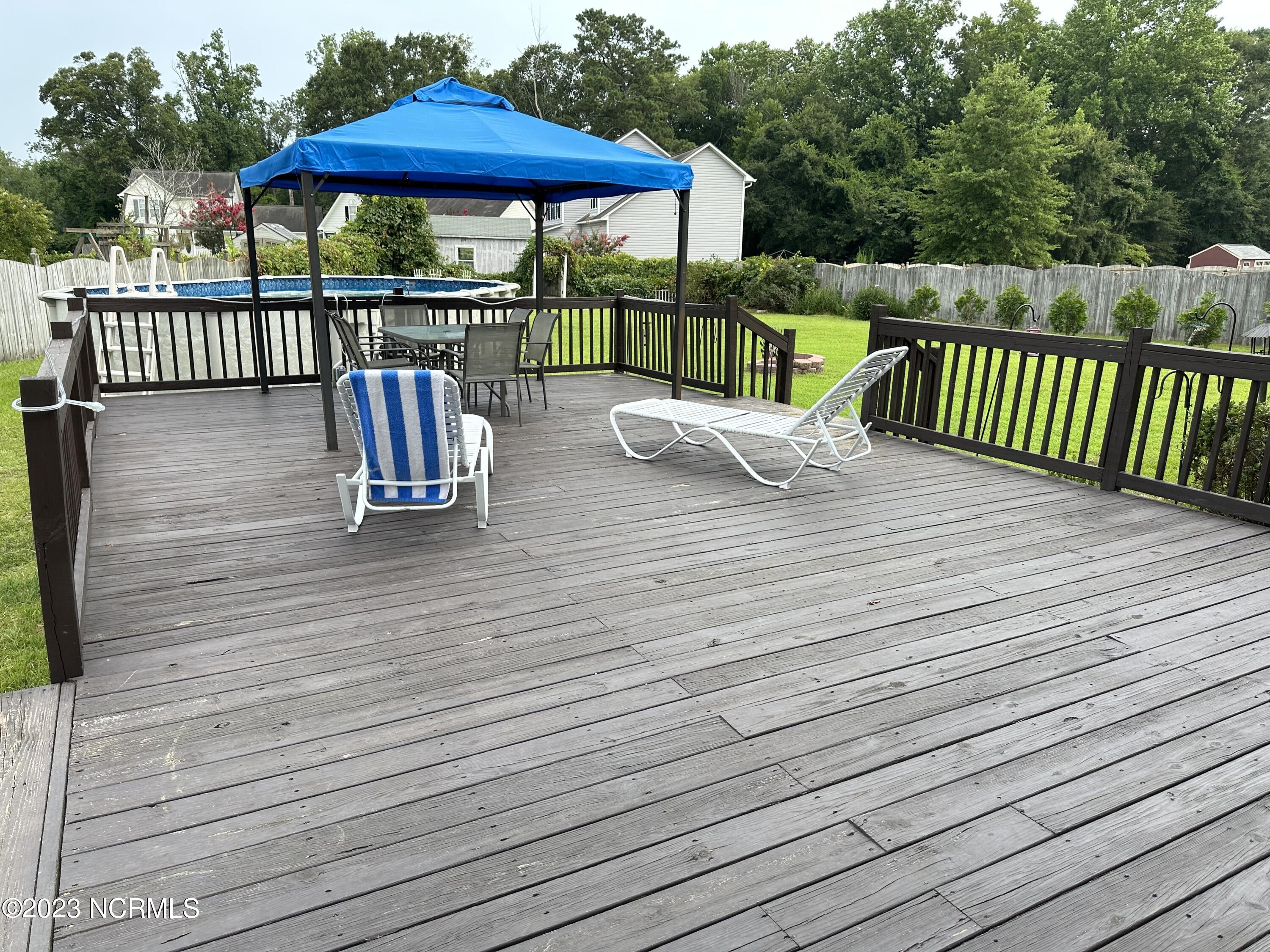 190 Bridlewood Drive