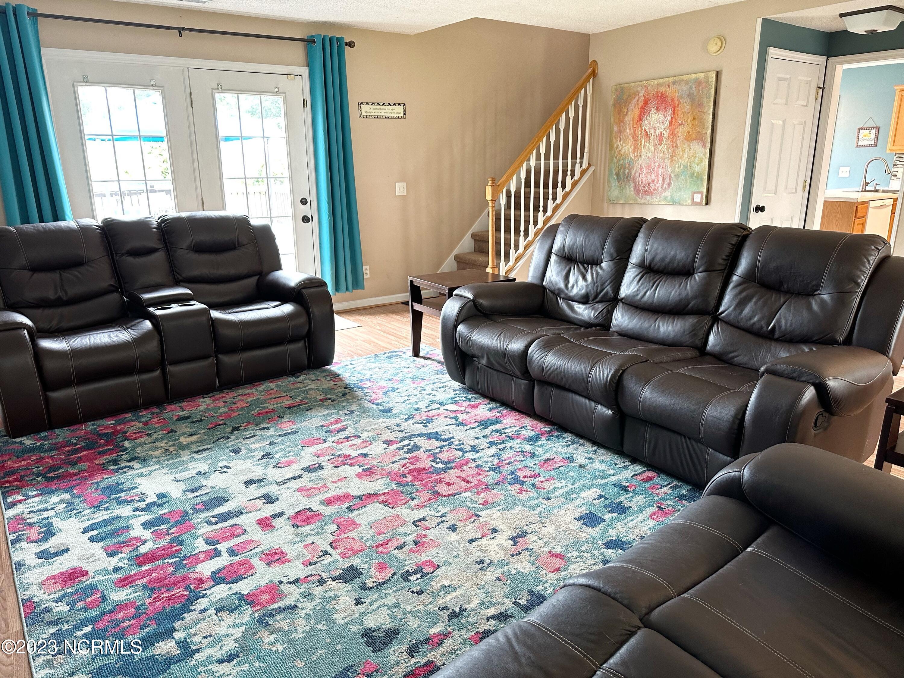 190 Bridlewood Drive