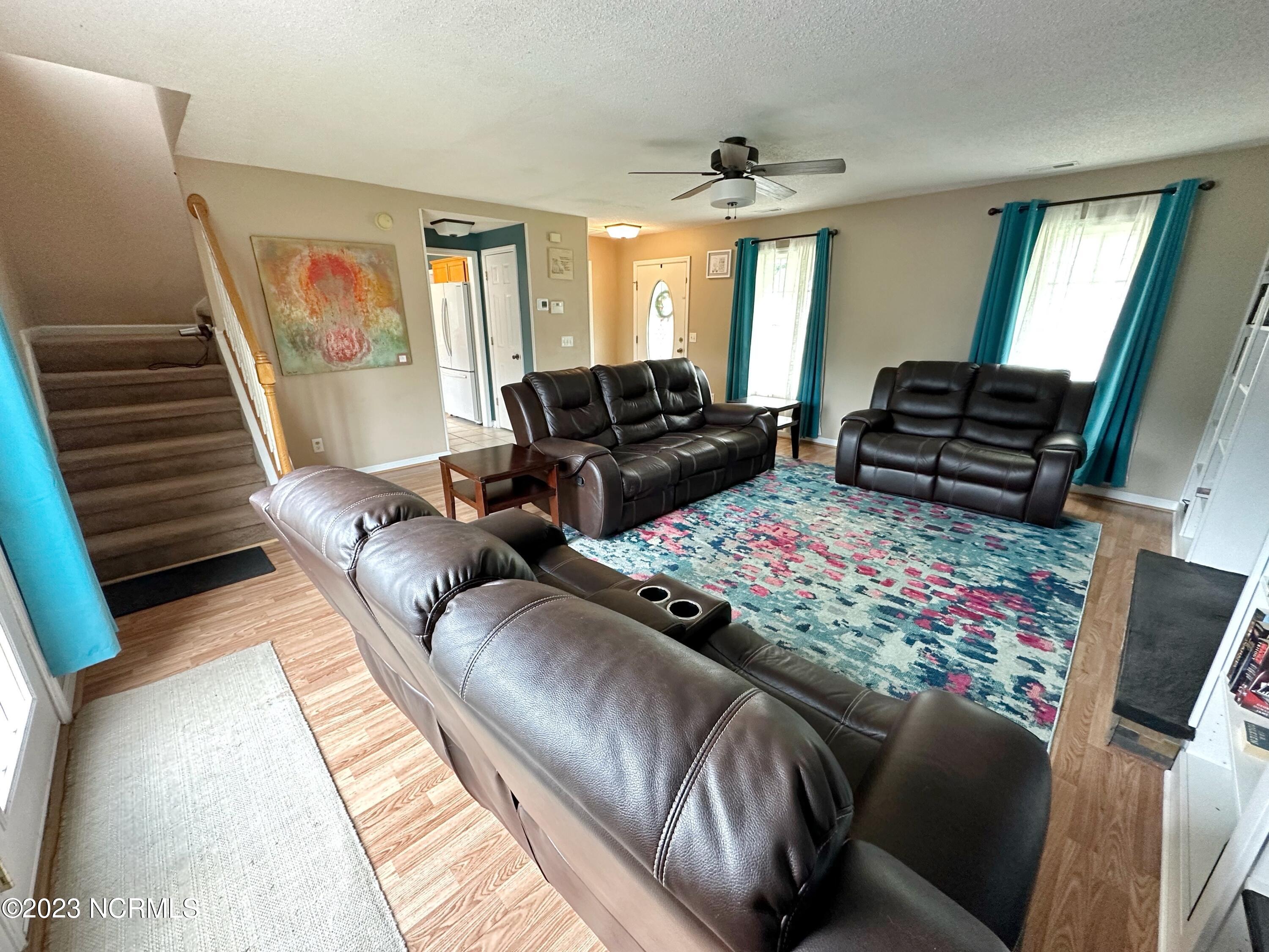 190 Bridlewood Drive