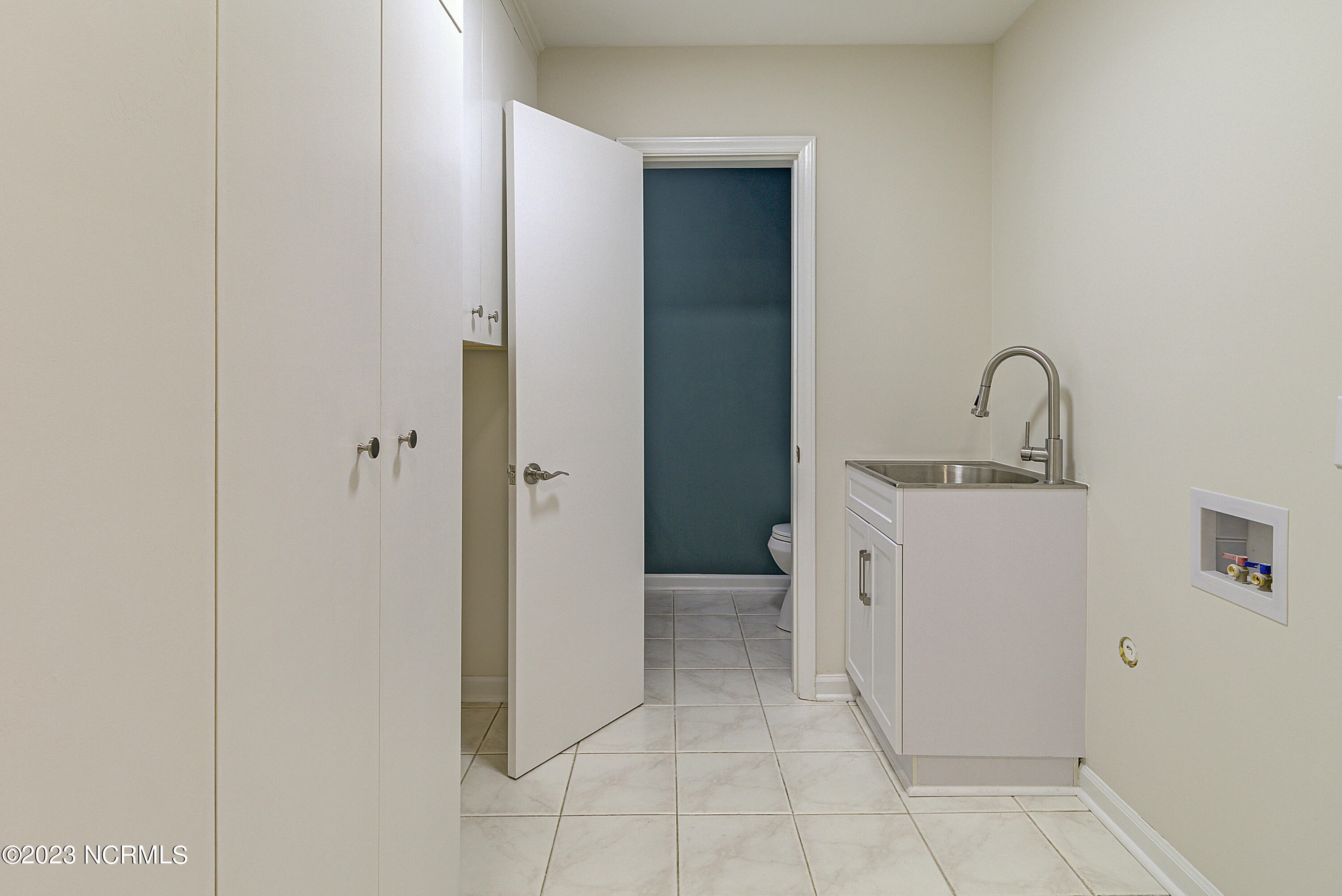 9712 Sturgeon Drive NE