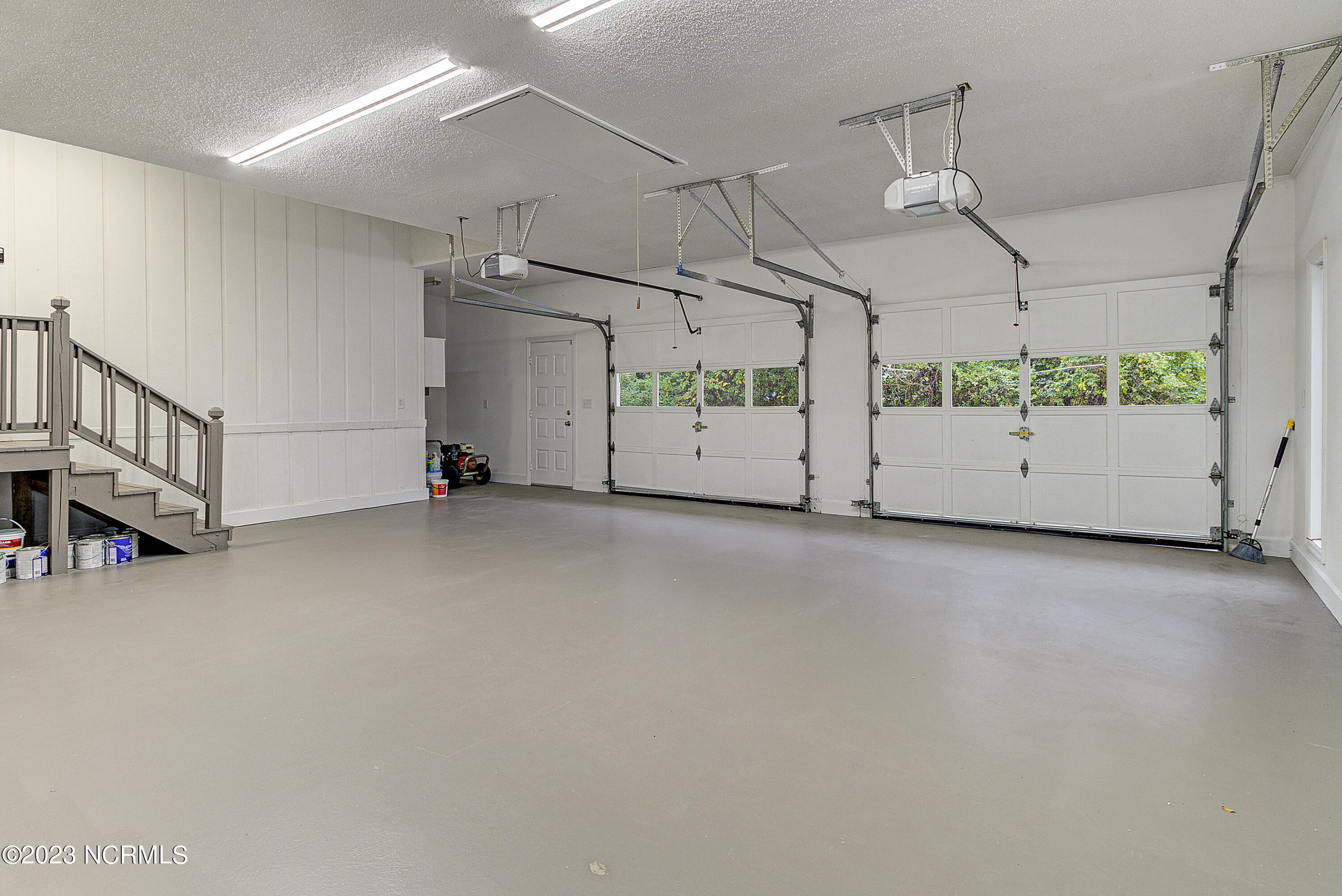 9712 Sturgeon Drive NE