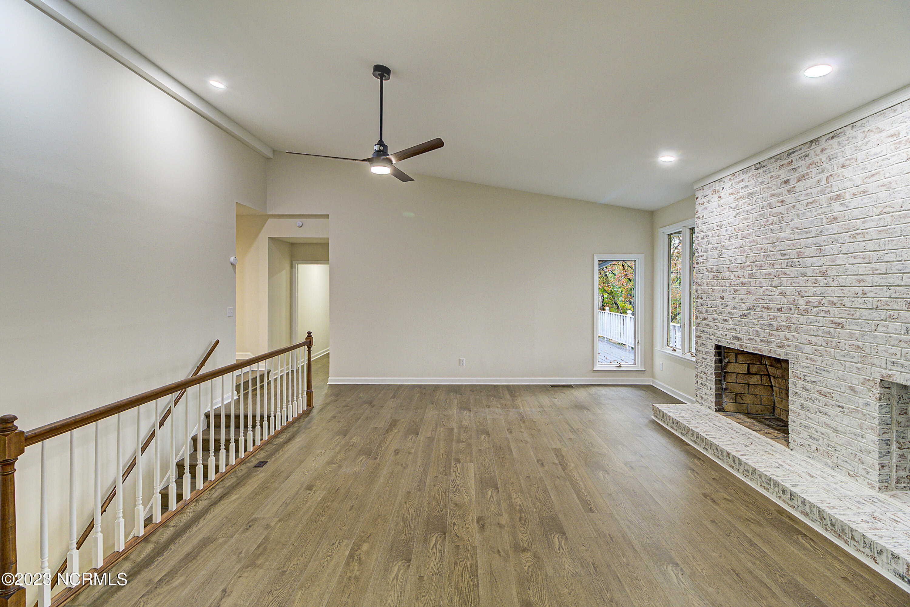 9712 Sturgeon Drive NE