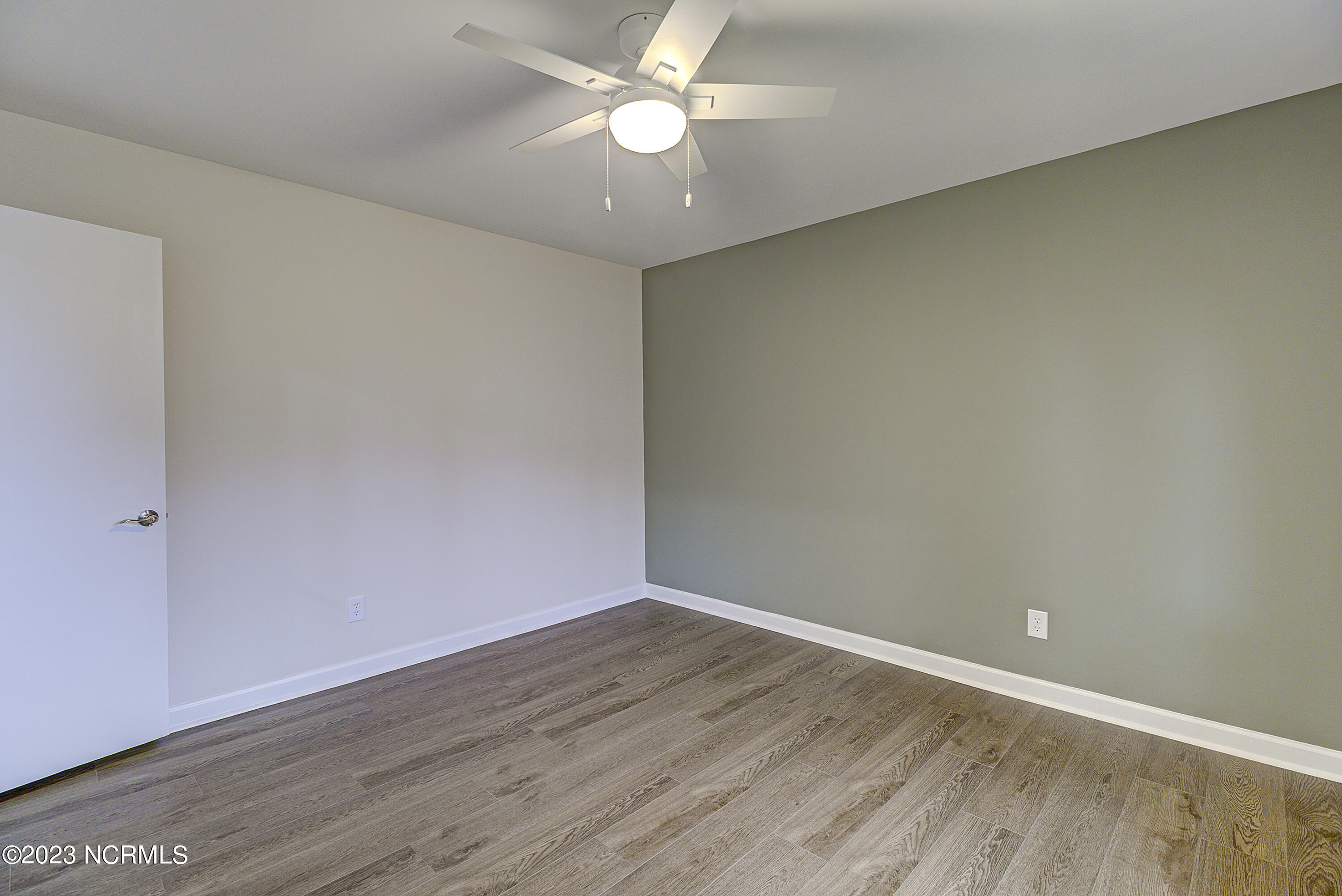 9712 Sturgeon Drive NE