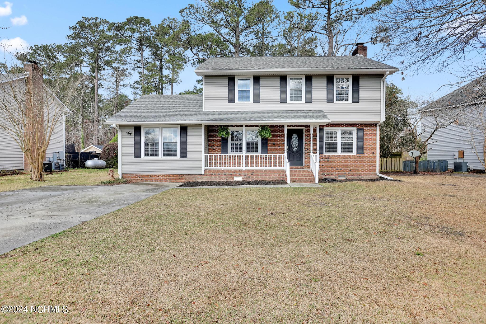 2722 Northwoods Drive