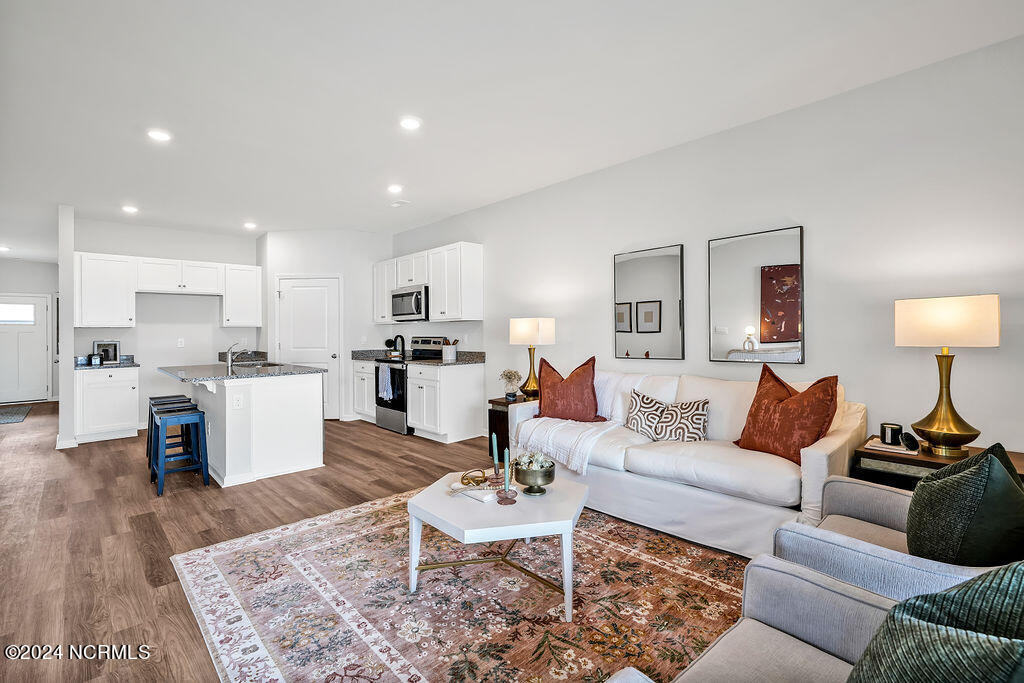 4226 Coralbead Lane, Unit 2702