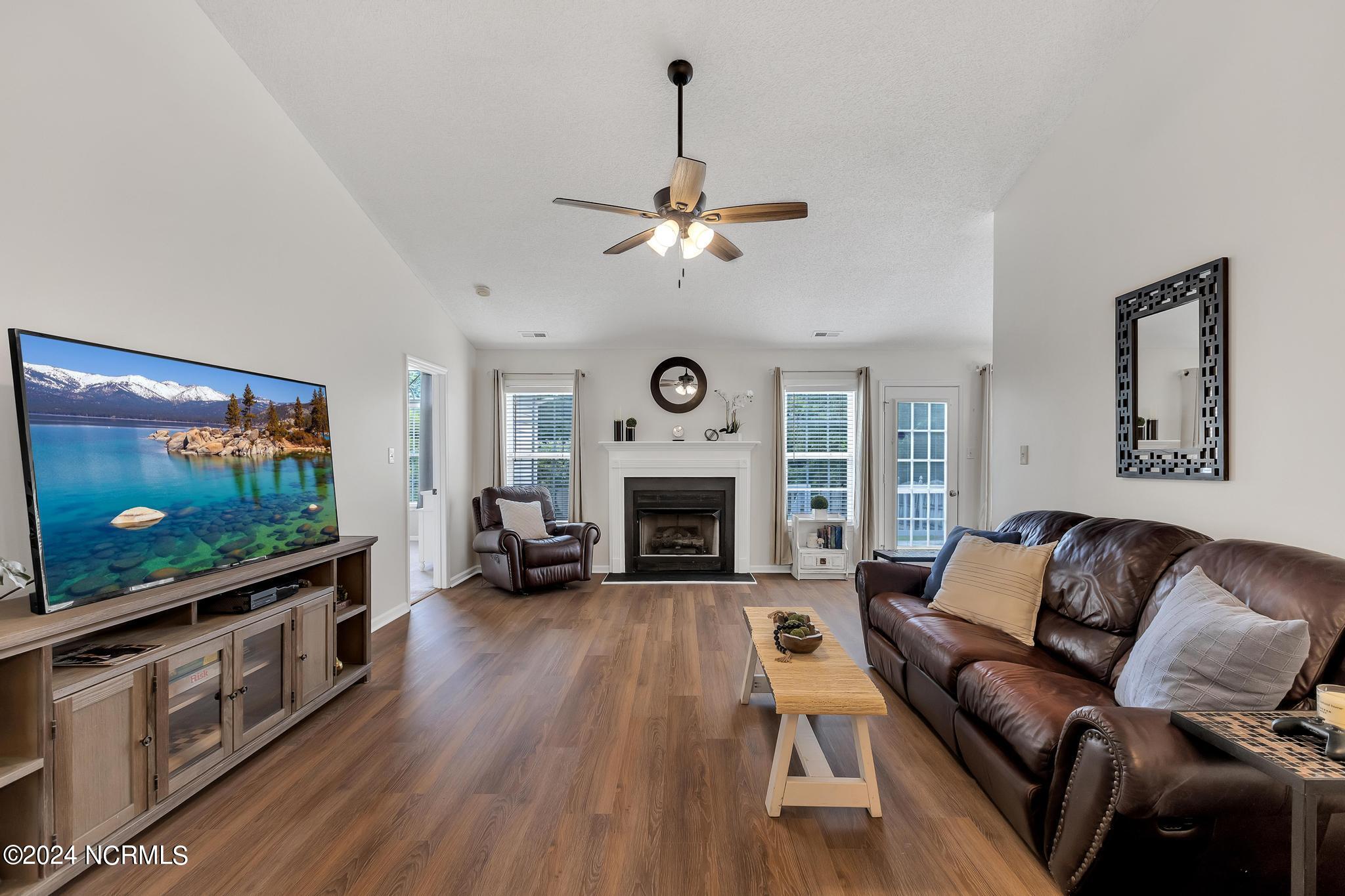 110 Summercreek Drive