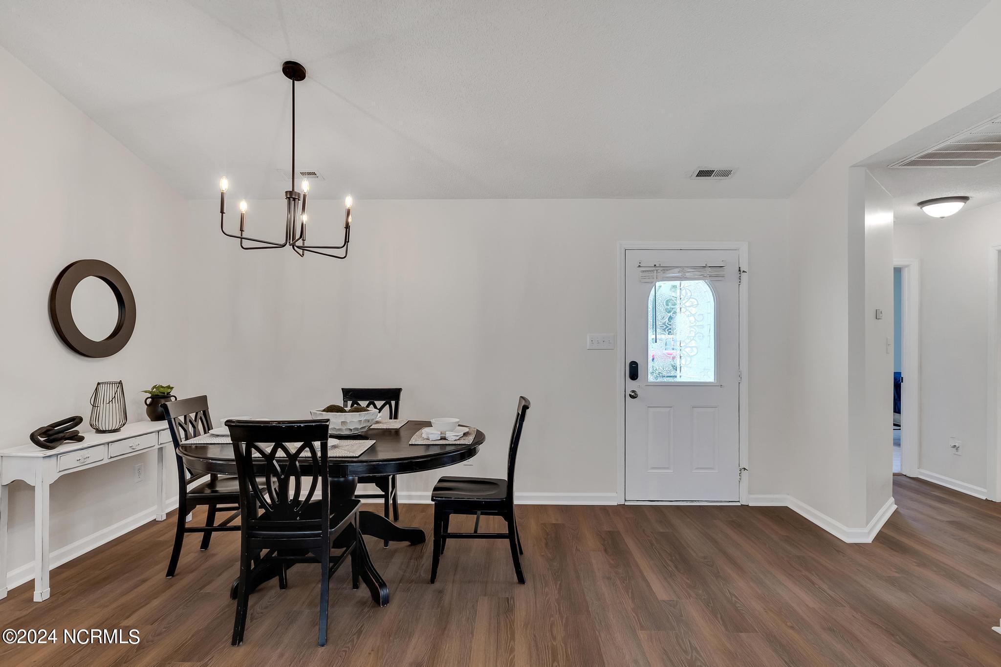 110 Summercreek Drive