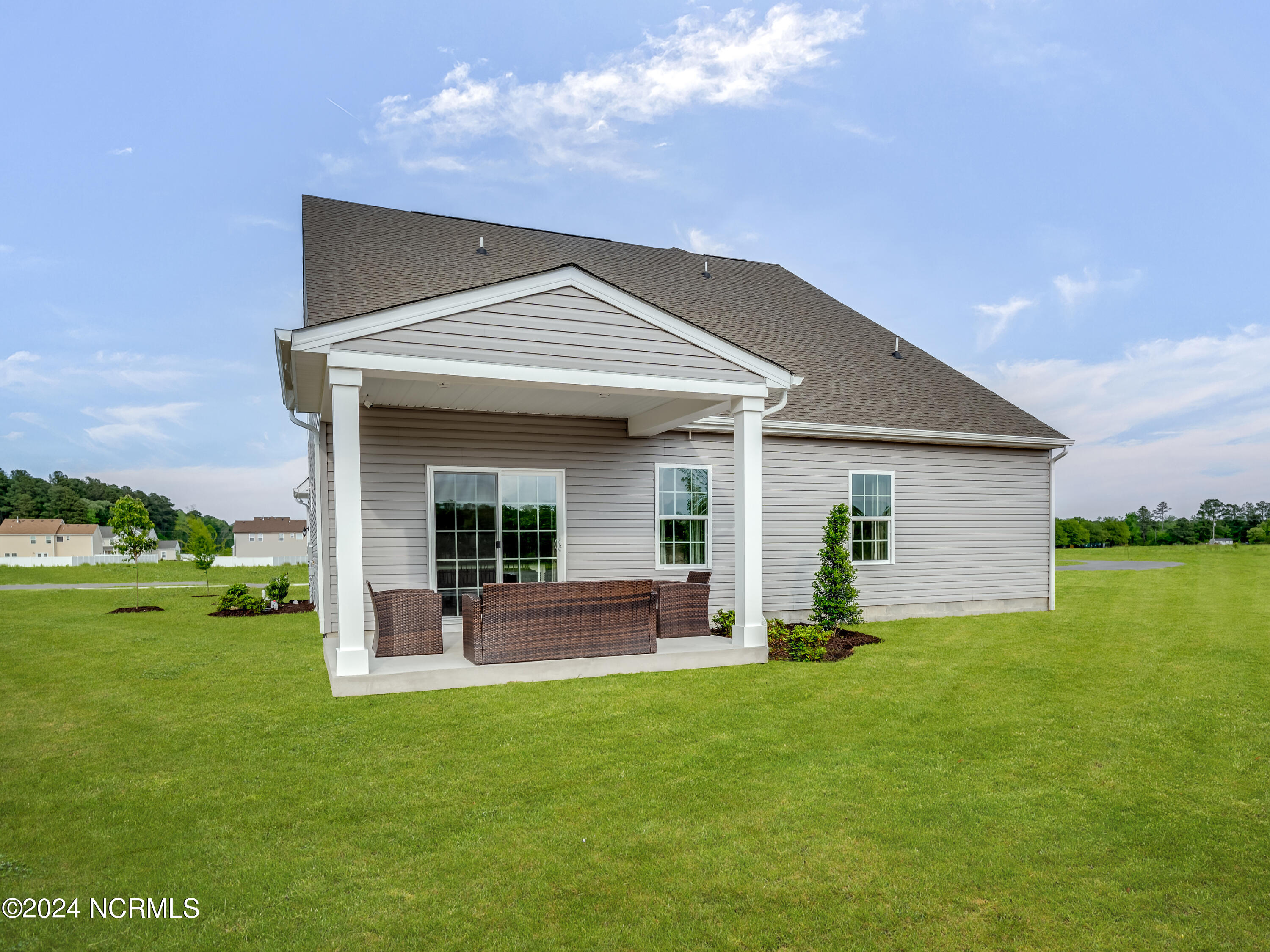 1673 Piney Creek Road NE
