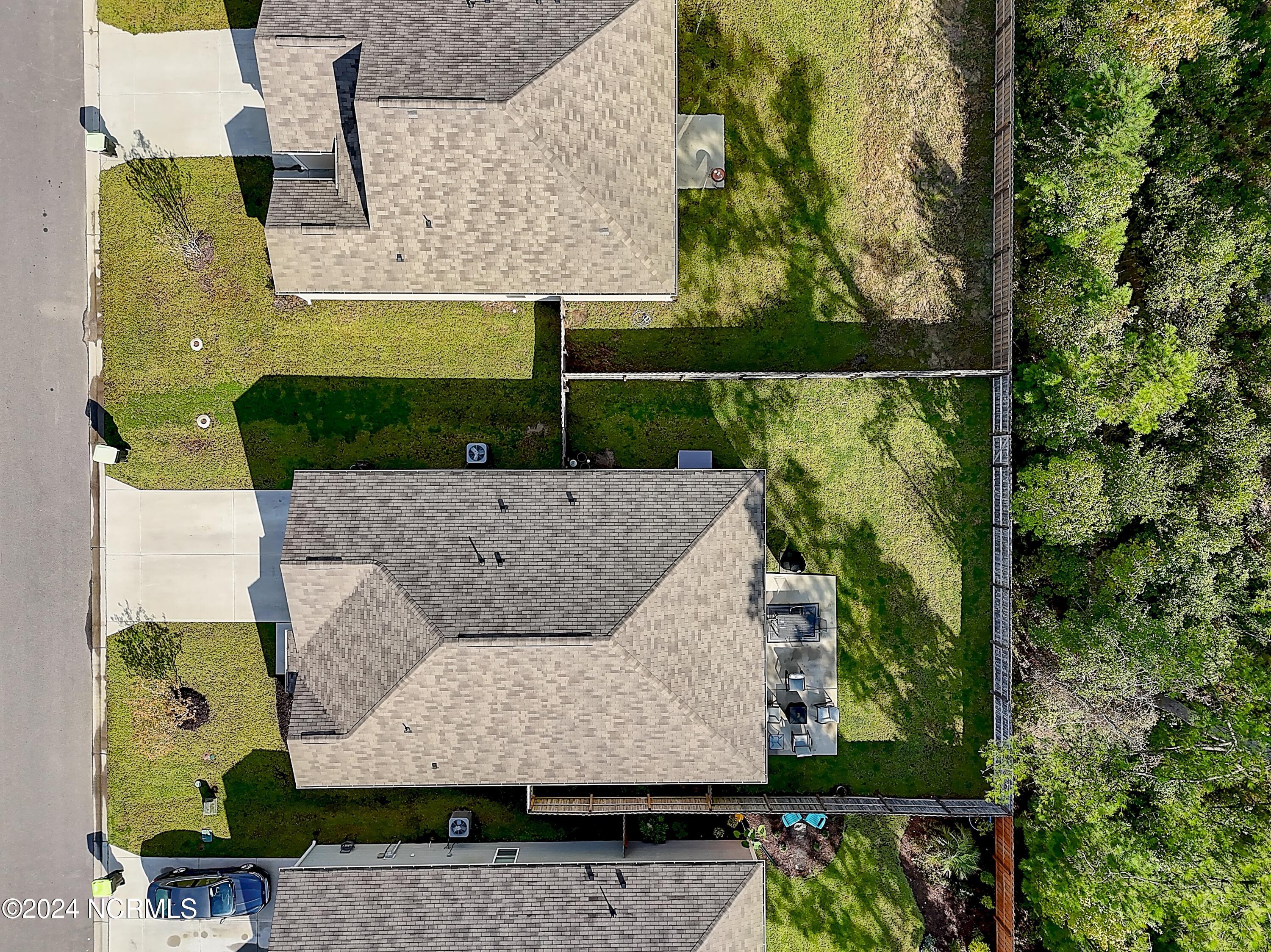 704 Buckeye Road NE