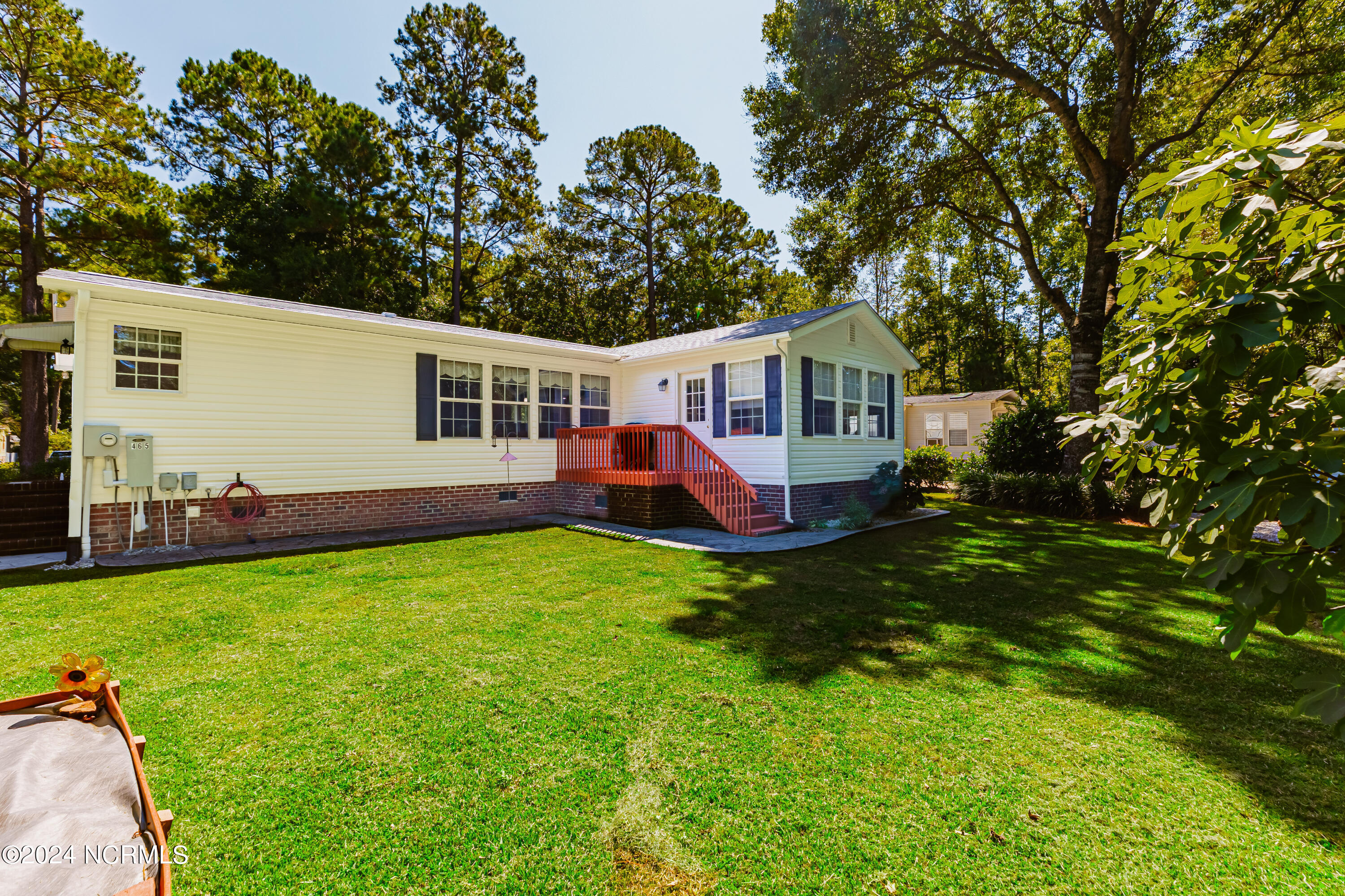 465 Maplewood Drive NW