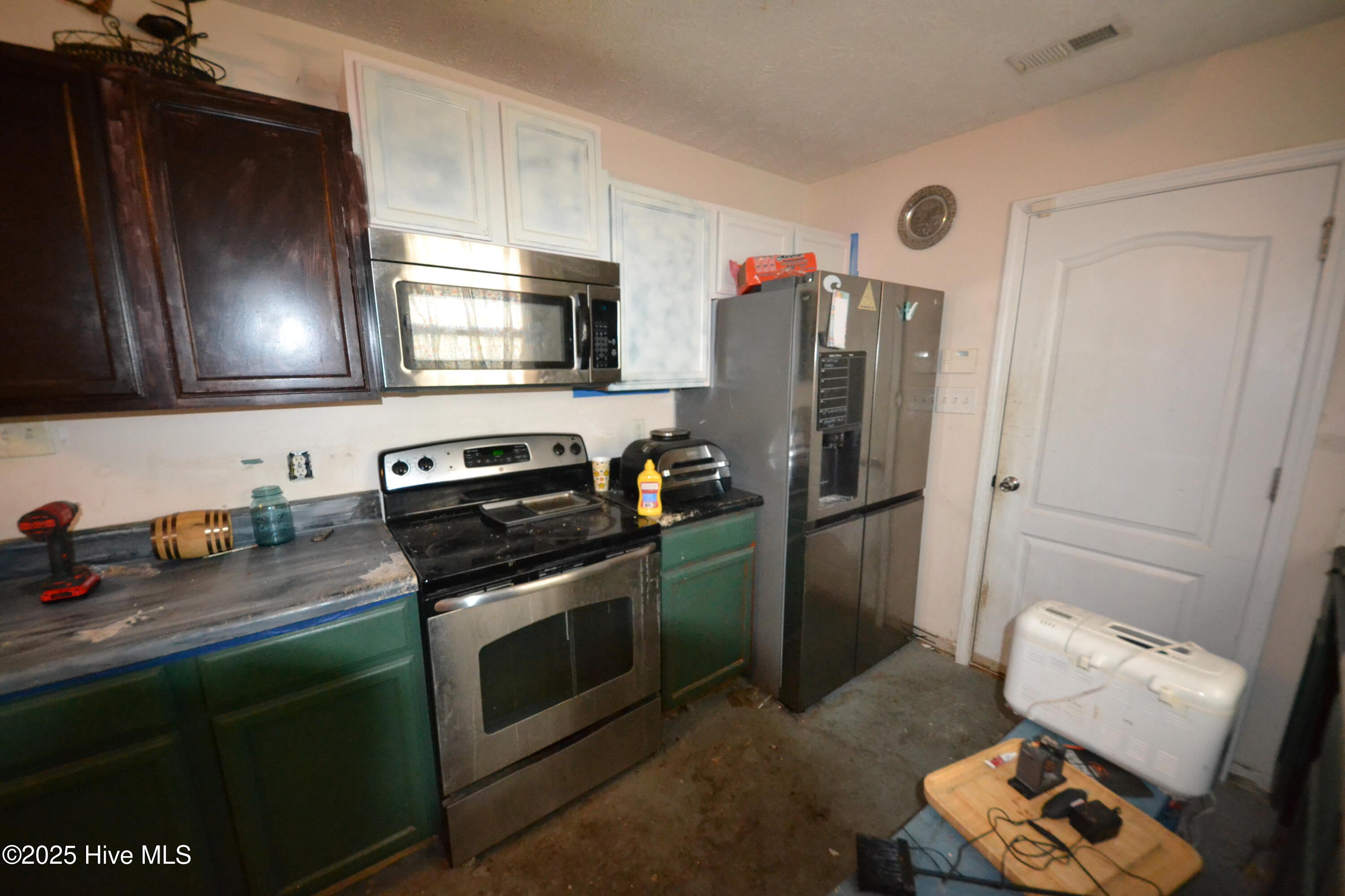 302 Kingston Road