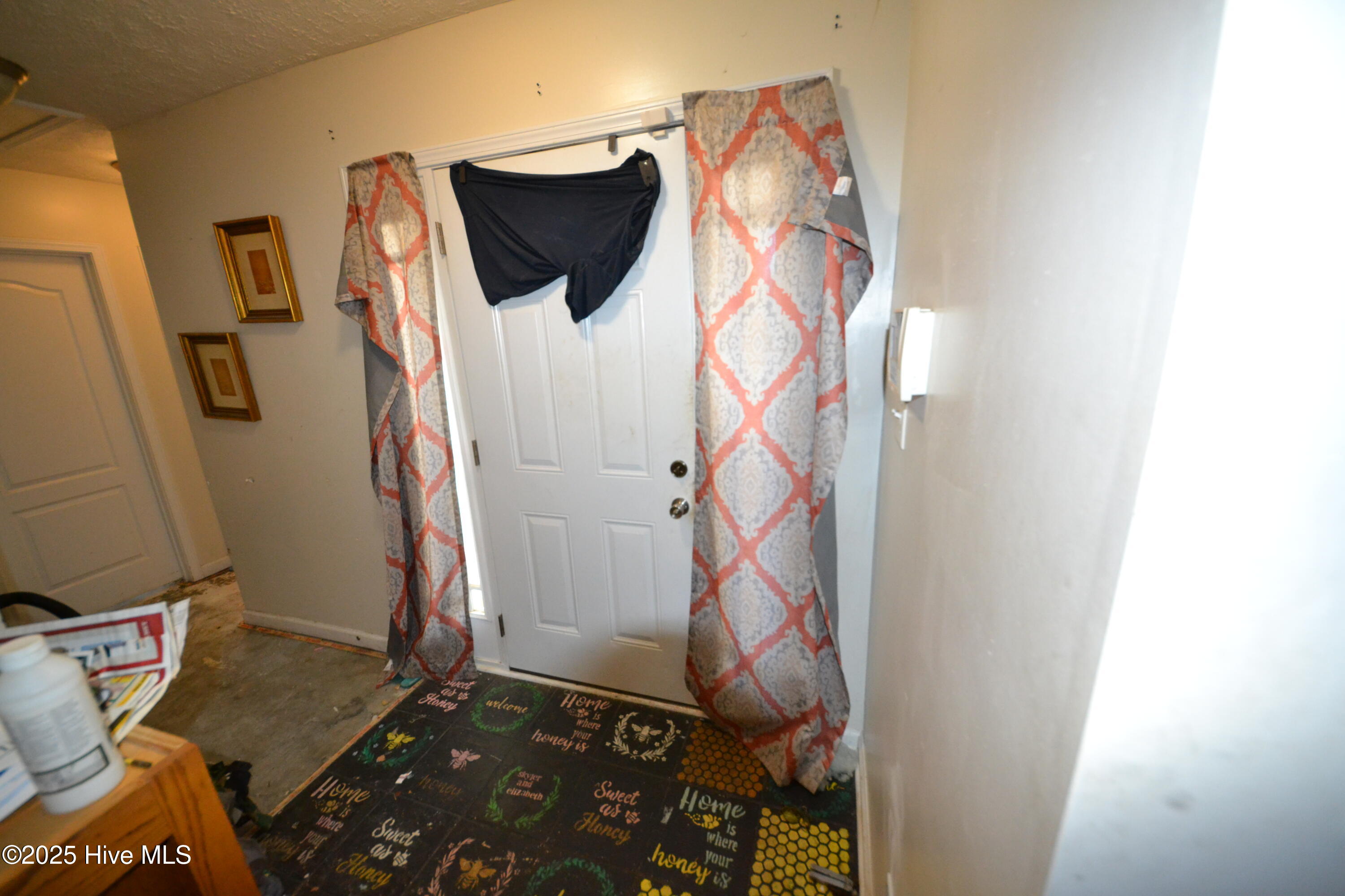 302 Kingston Road