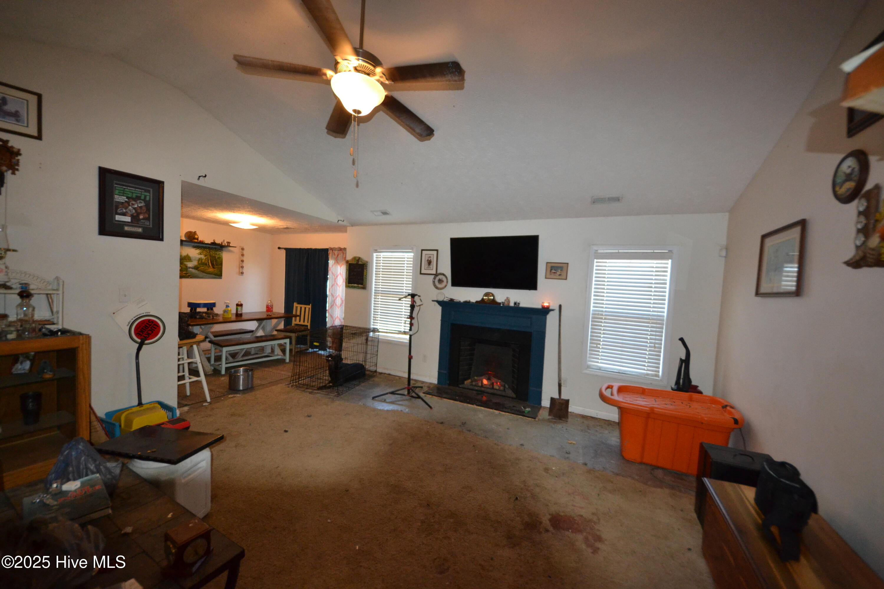 302 Kingston Road