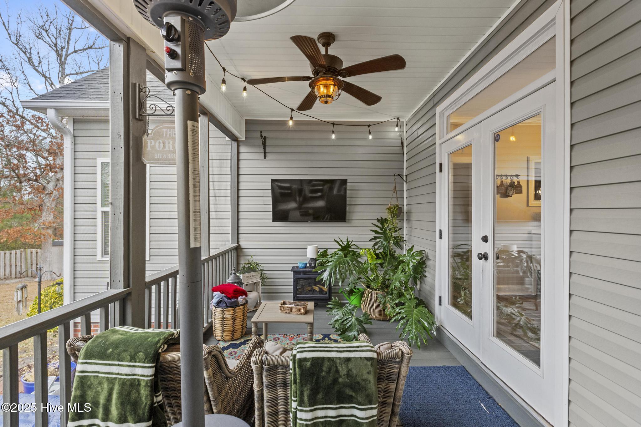 307 Baffle Court