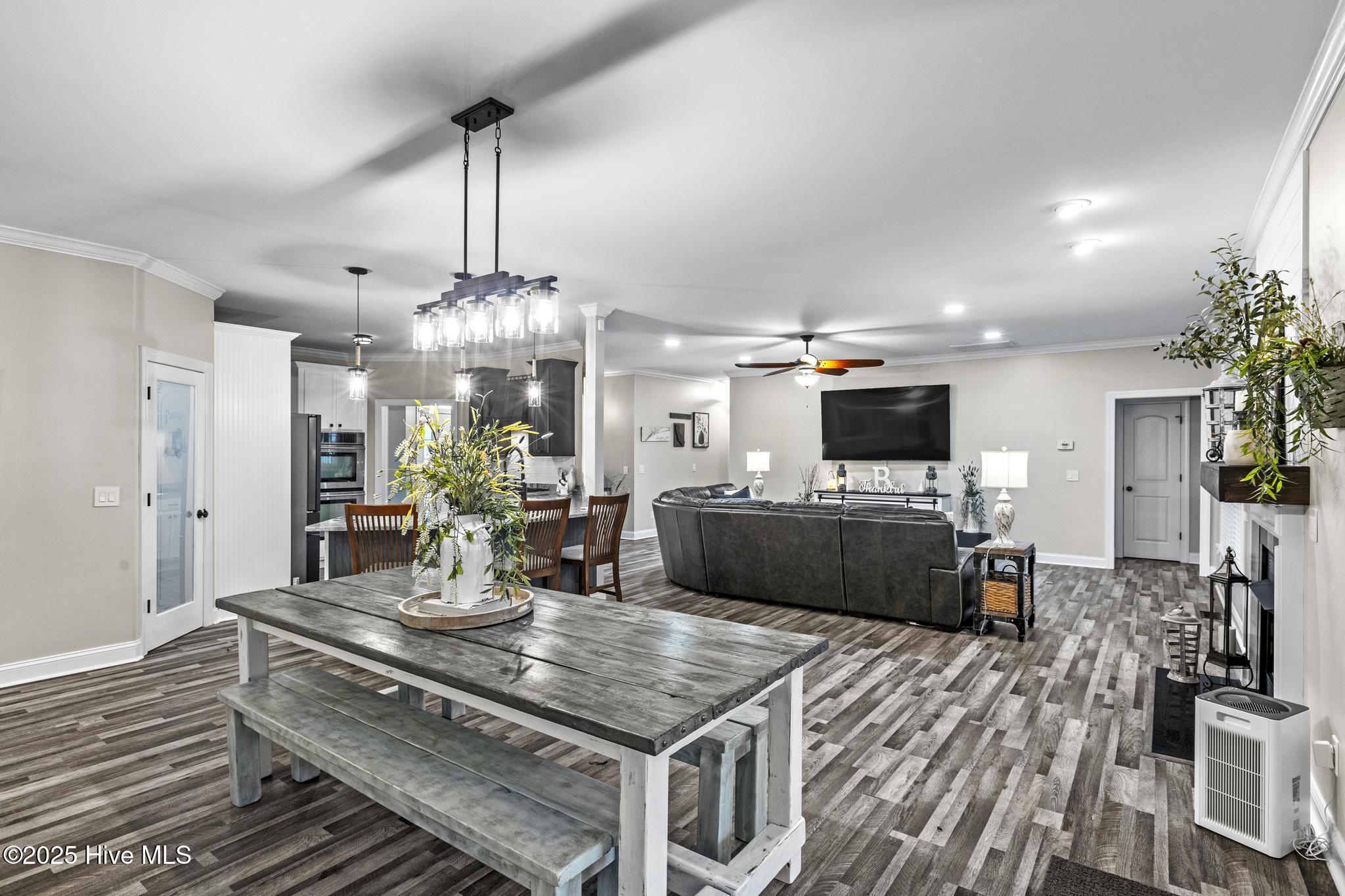 307 Baffle Court