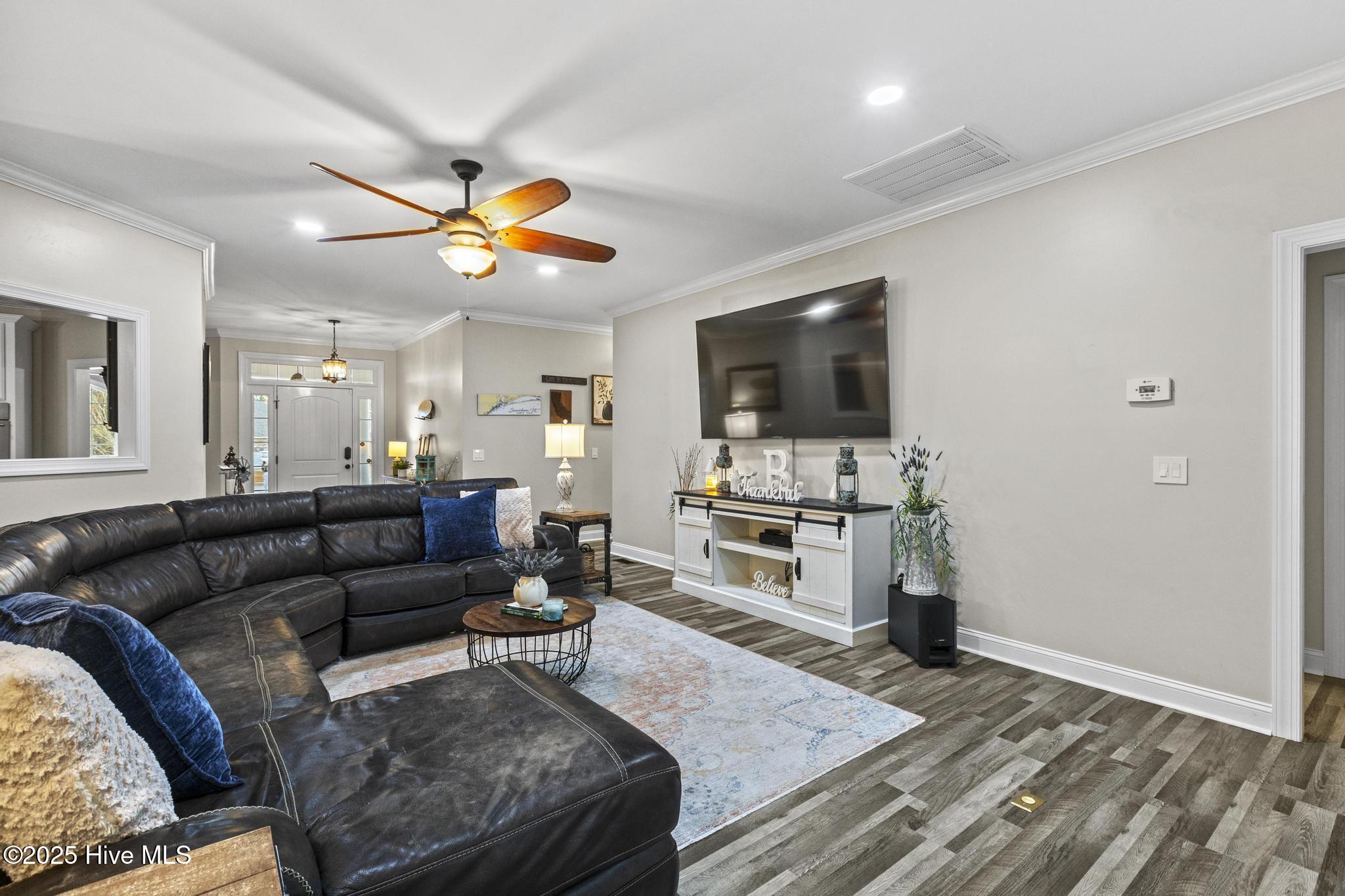 307 Baffle Court