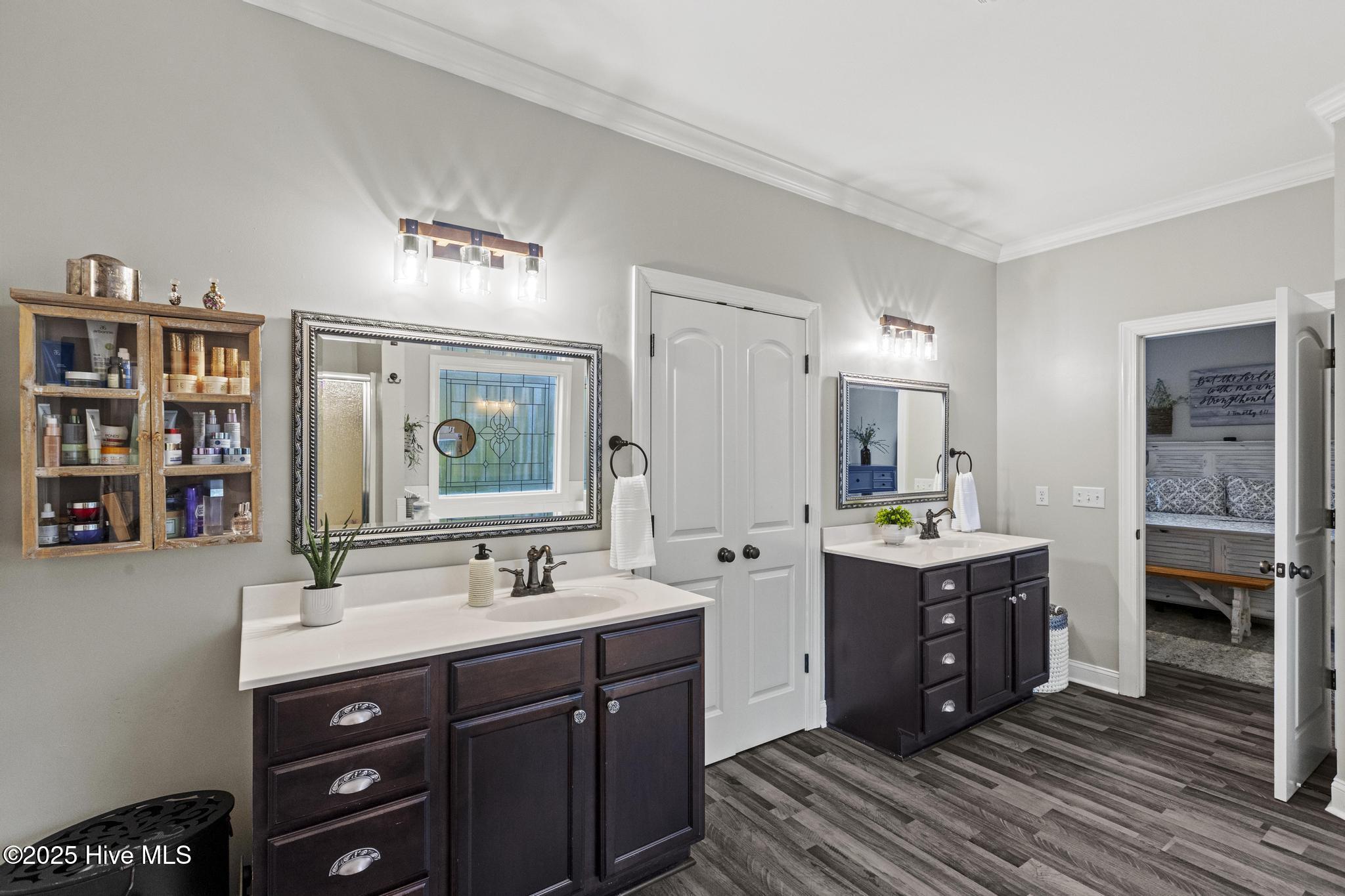 307 Baffle Court