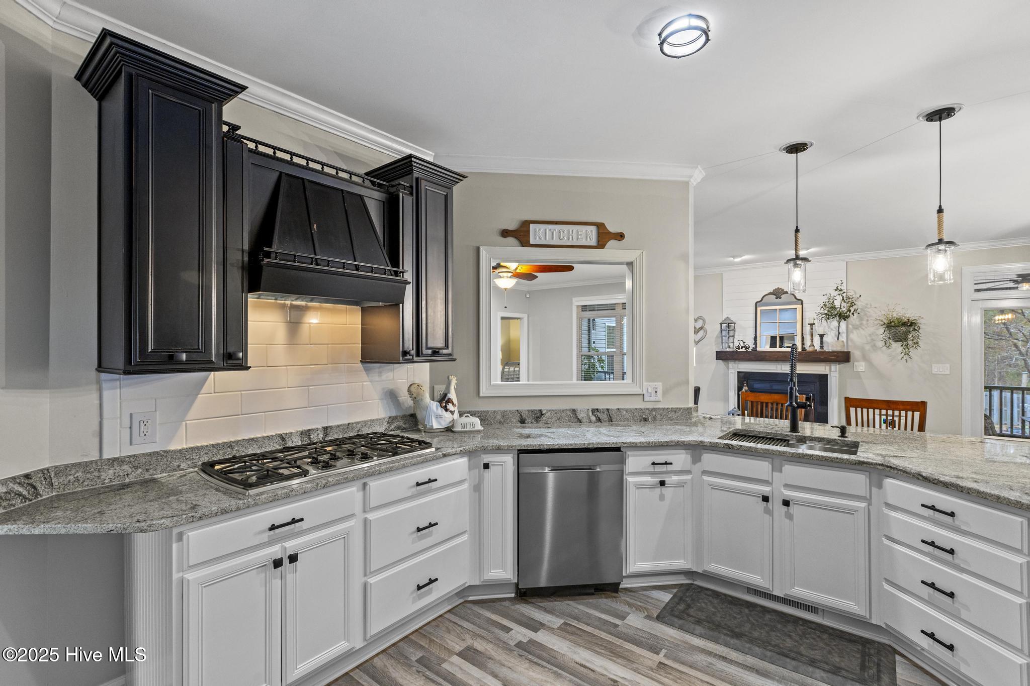 307 Baffle Court