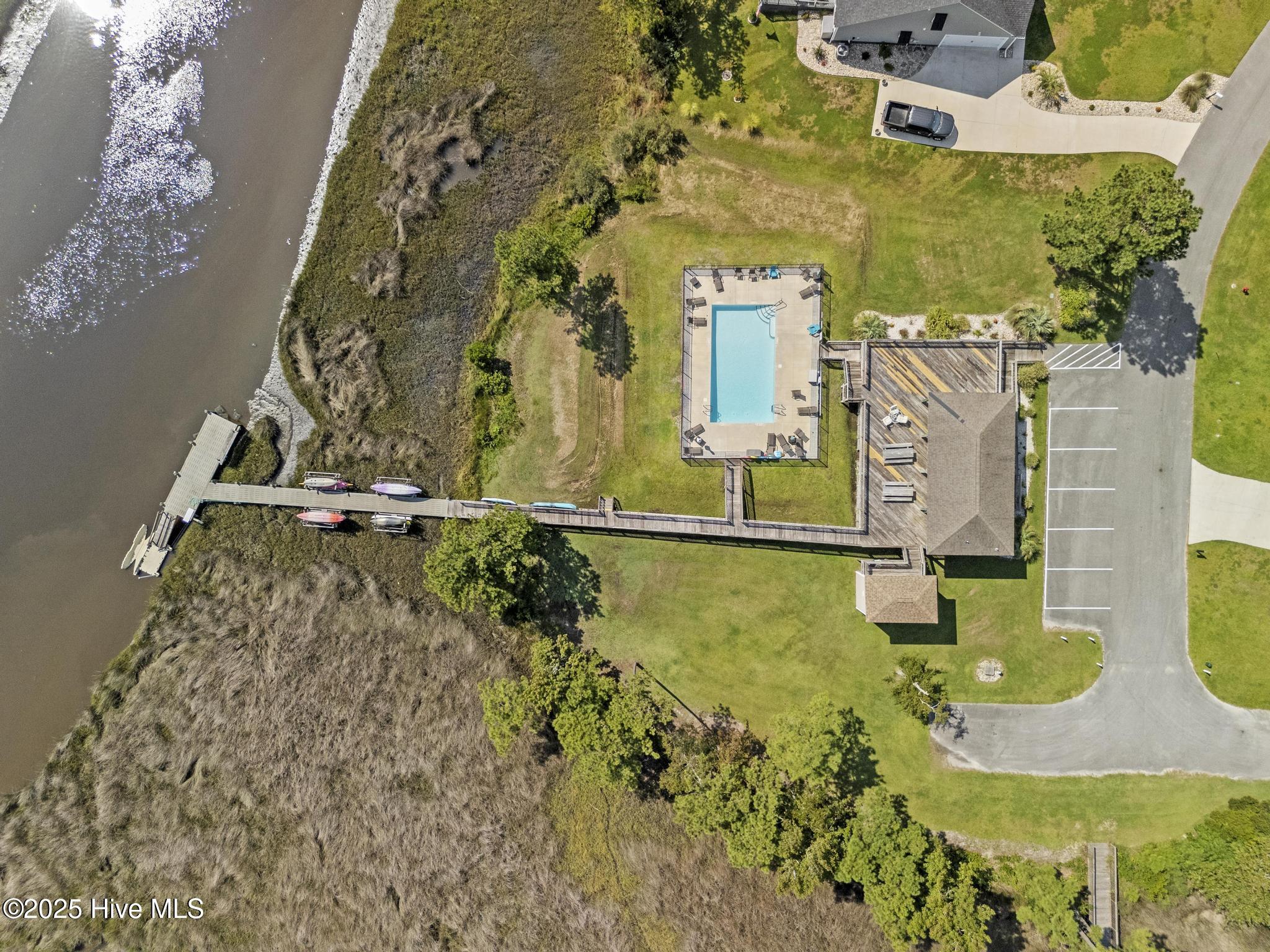402 Garland Shores Drive