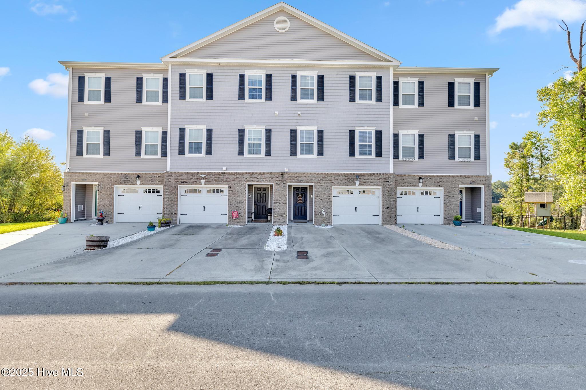 402 Garland Shores Drive