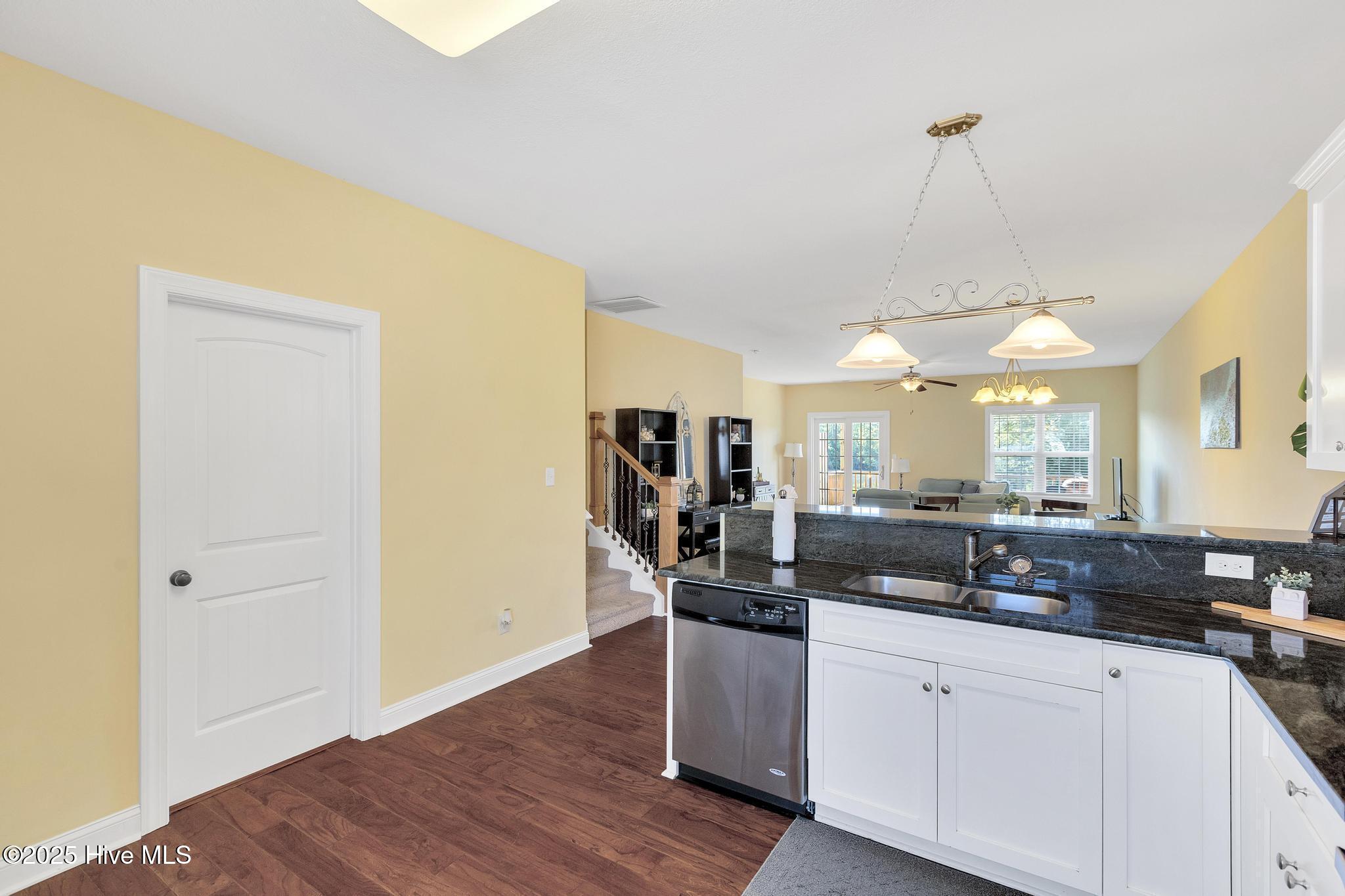 402 Garland Shores Drive