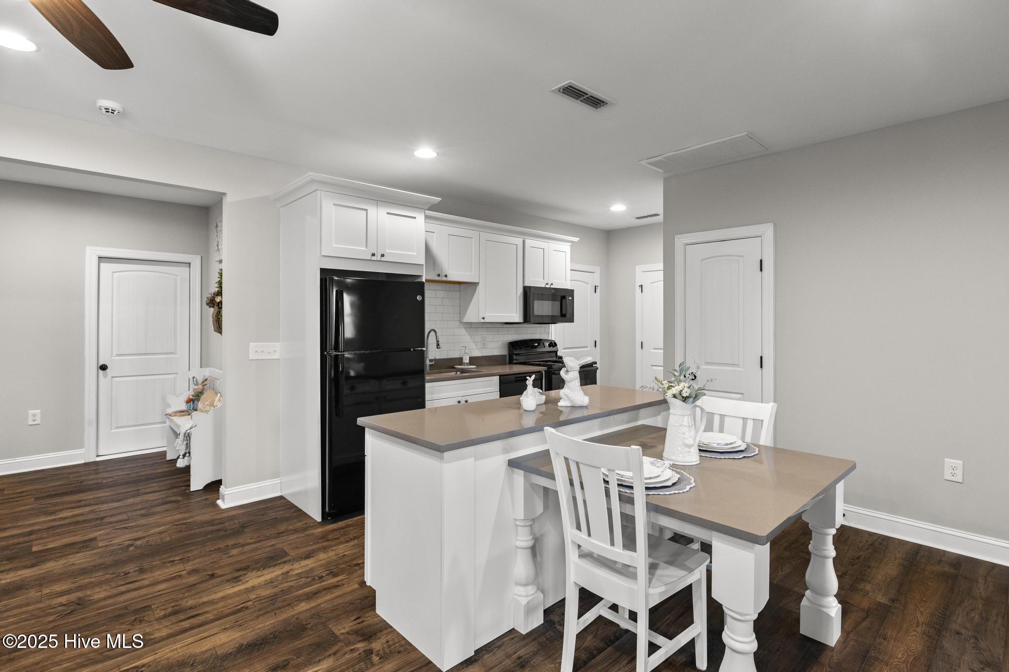 3548 Willow Green Drive